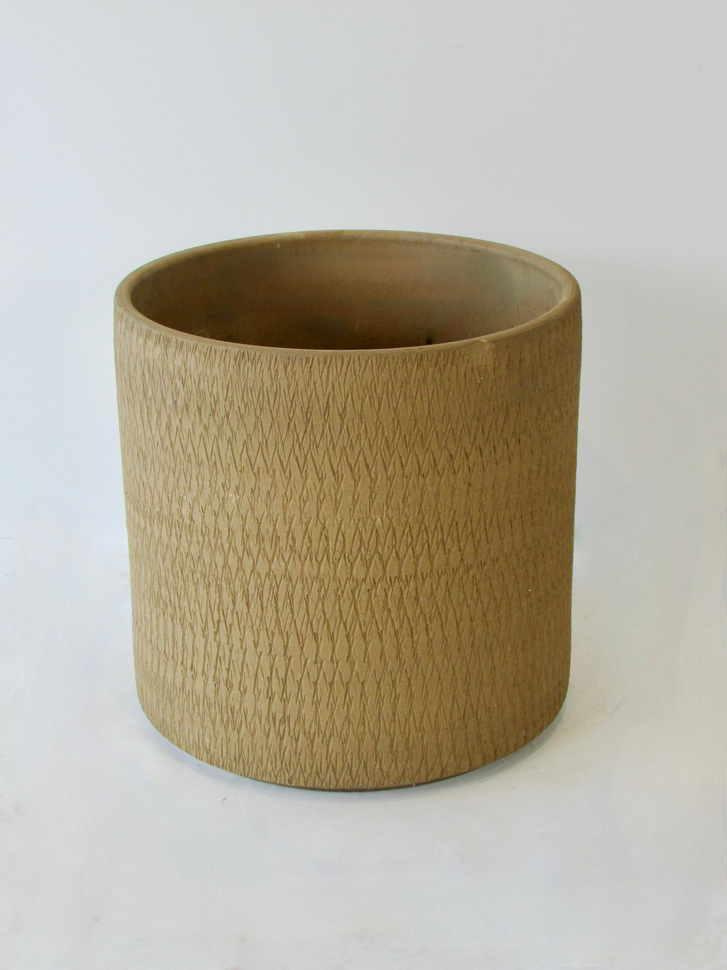 American Large Earth Tone Gainey Planter Pot with Organic Sgrafitto Design