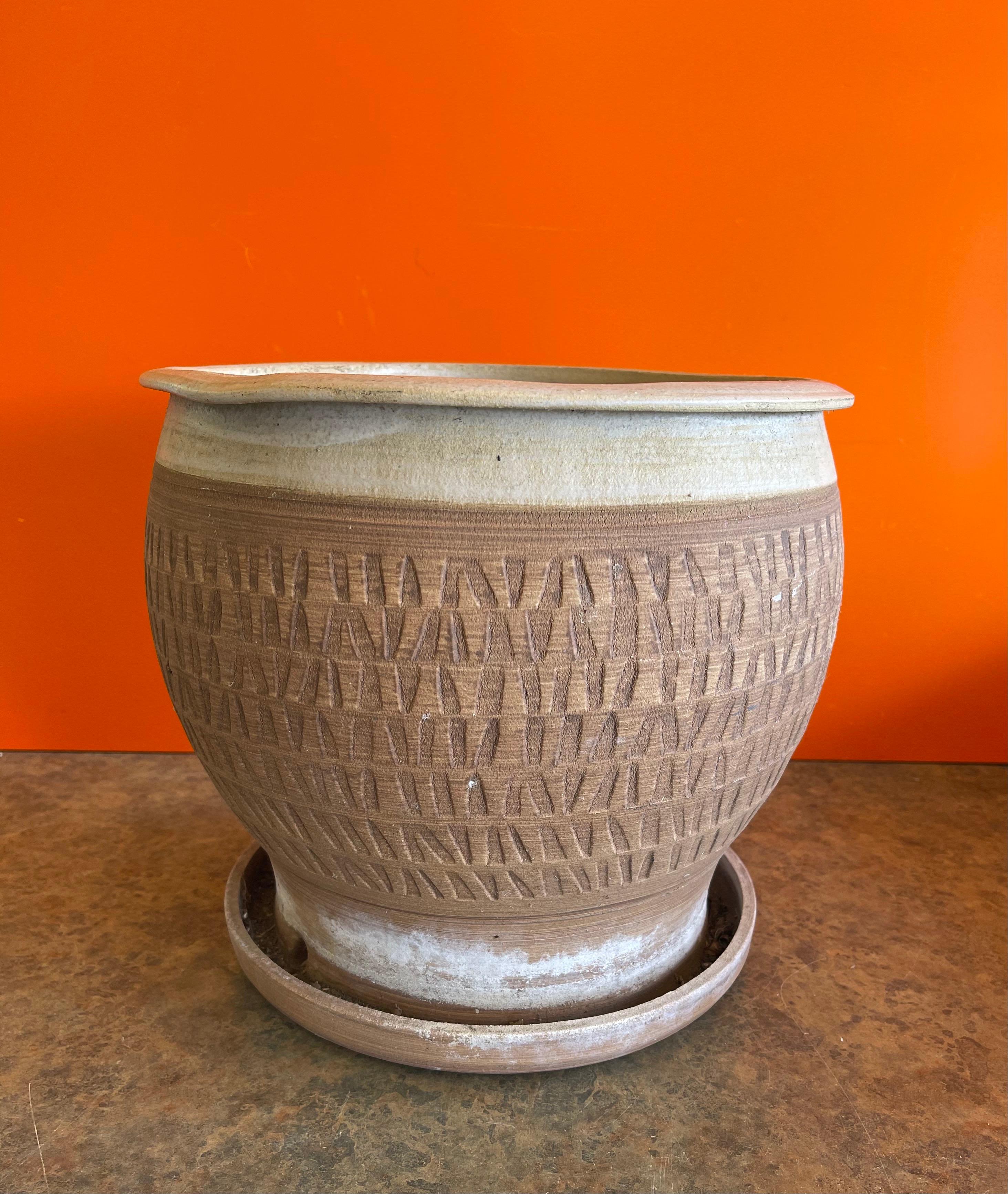 Large Earthenware Pottery Planter in the Style of David Cressey / Robert Maxwell For Sale 1