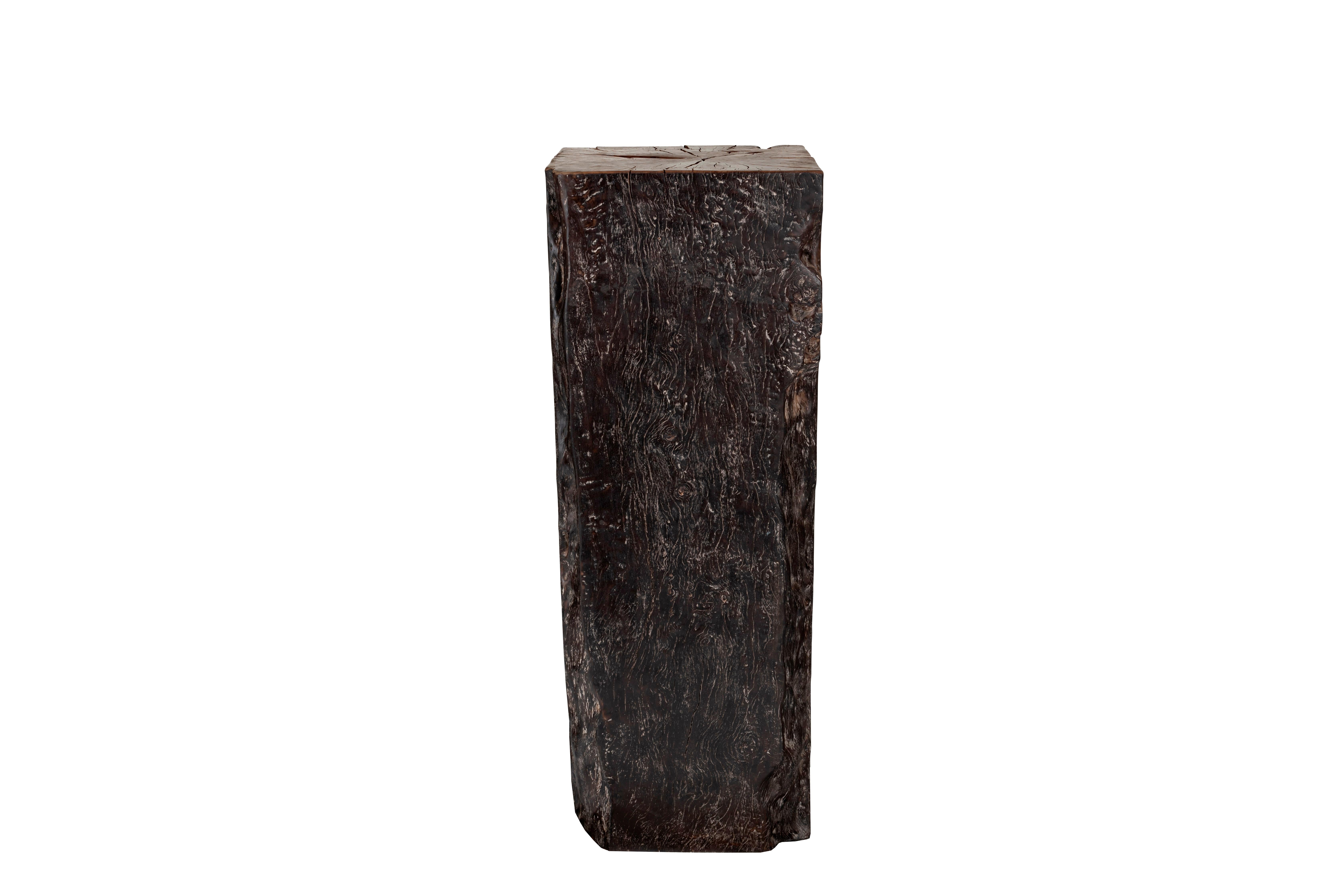 Large Ebonized Lychee Wood Pedestal In Good Condition For Sale In Dallas, TX