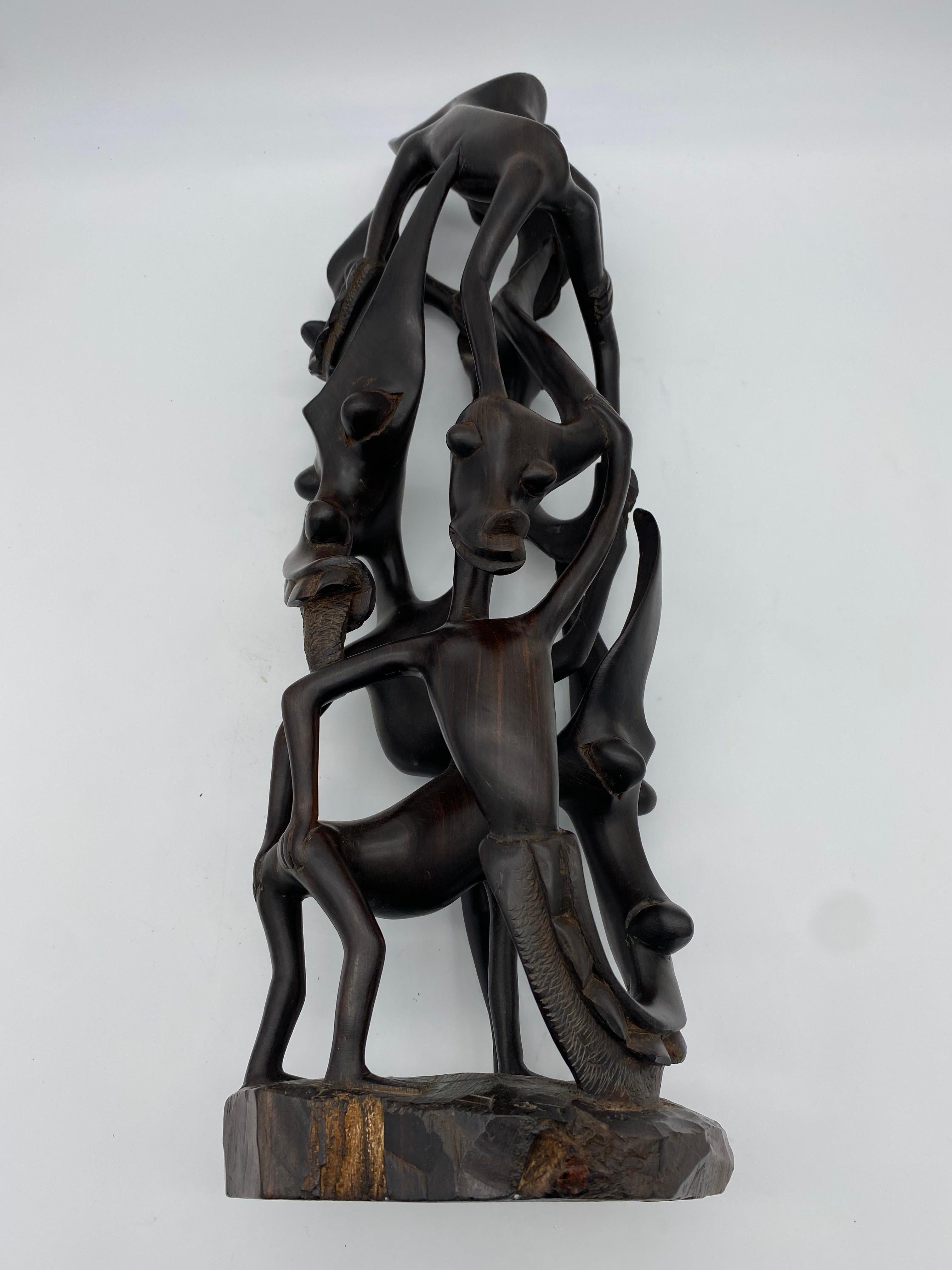 20ième siècle Grande sculpture africaine en bois d'ébène en vente