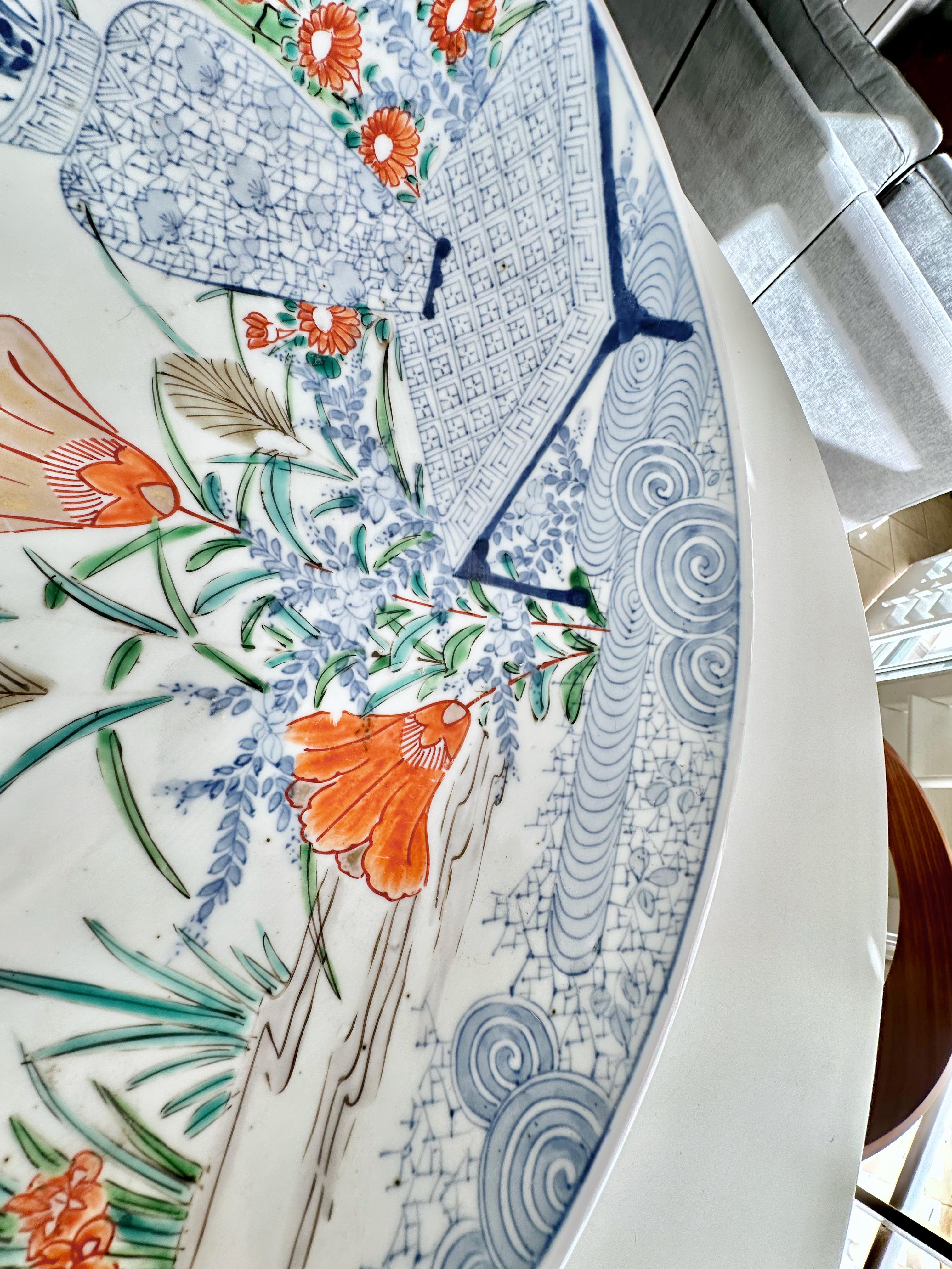 Große Edo Japanese Arita Porzellan Charger im Angebot 3