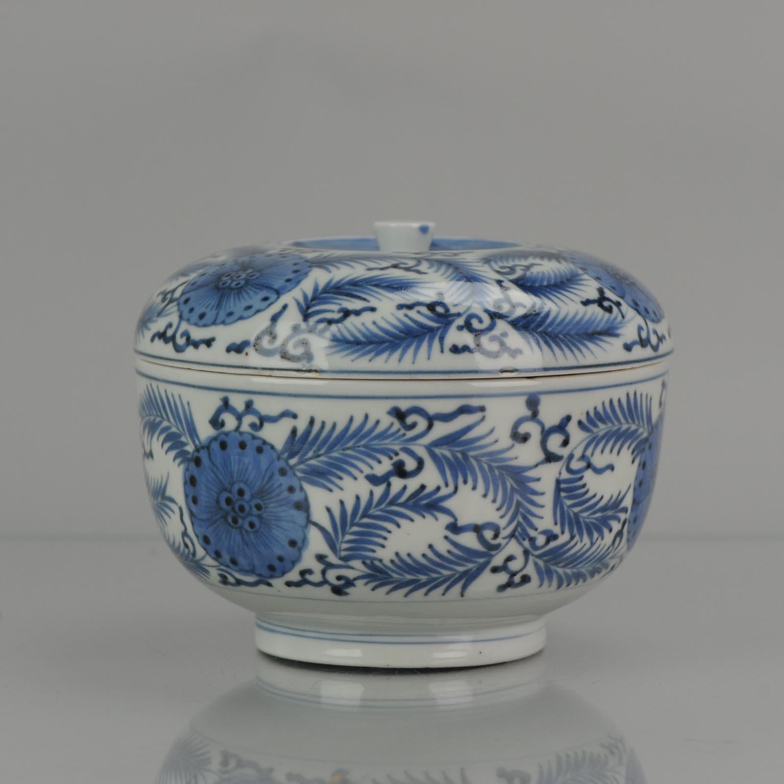 Lovely and high quality Japanese Porcelain bowl with lid. Edo period.

Condition:
Overall condition 1 small chip to inner rim and 3 or 4 frits to rim. Some crackle line to bowl. Size 157mm diameter and 120mm high
Period
17th century
18th