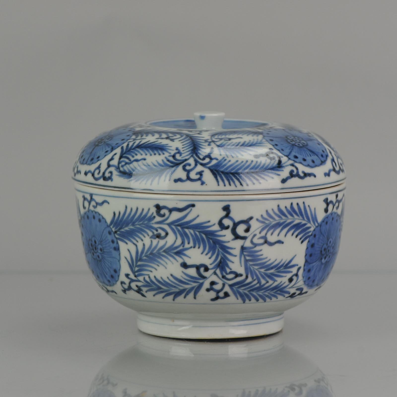 Large Edo Period 17-18th C Japanese Porcelain Arita Bowl Flowers and Branches 1