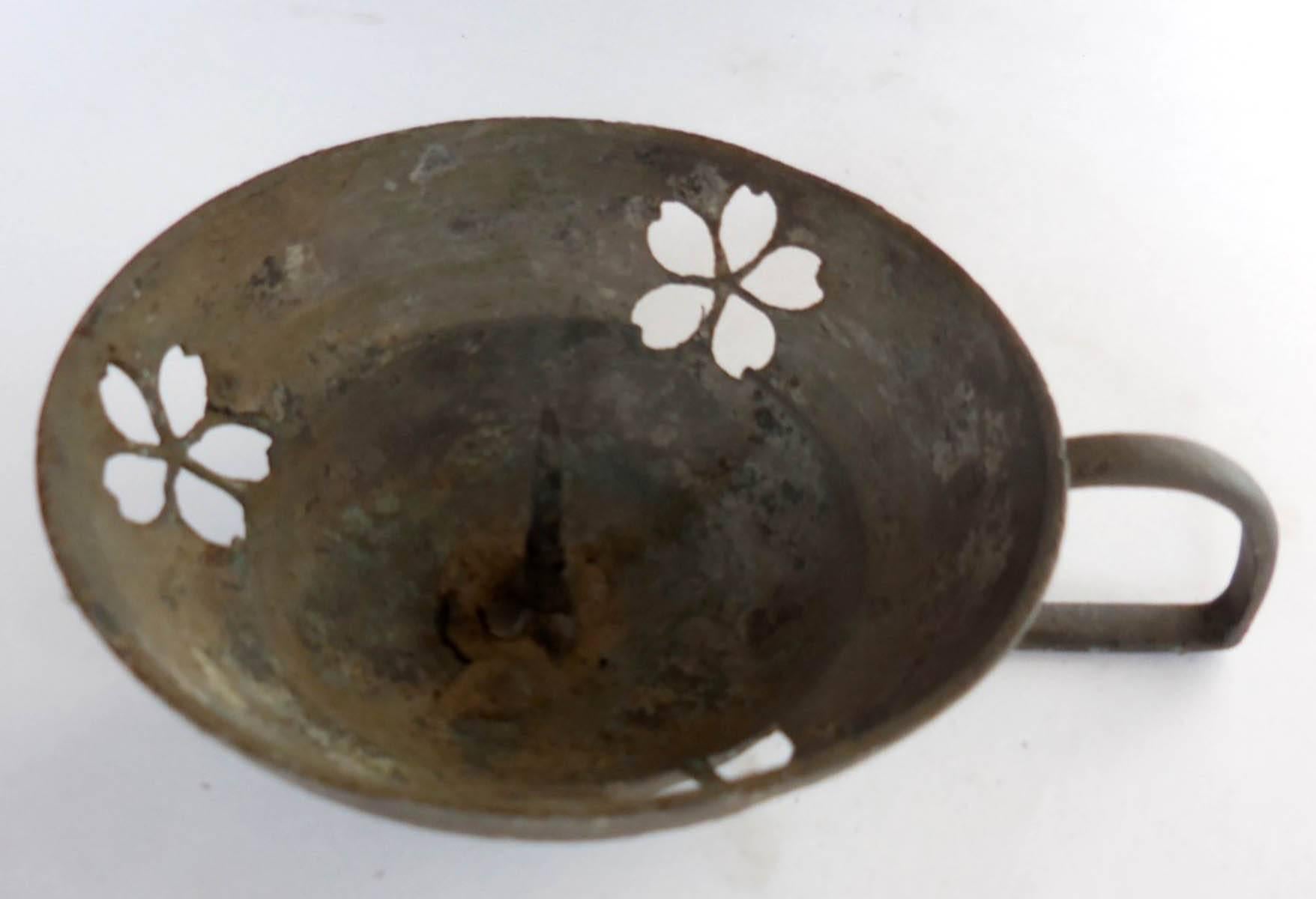 Large Edo Period Bronze Lantern 9