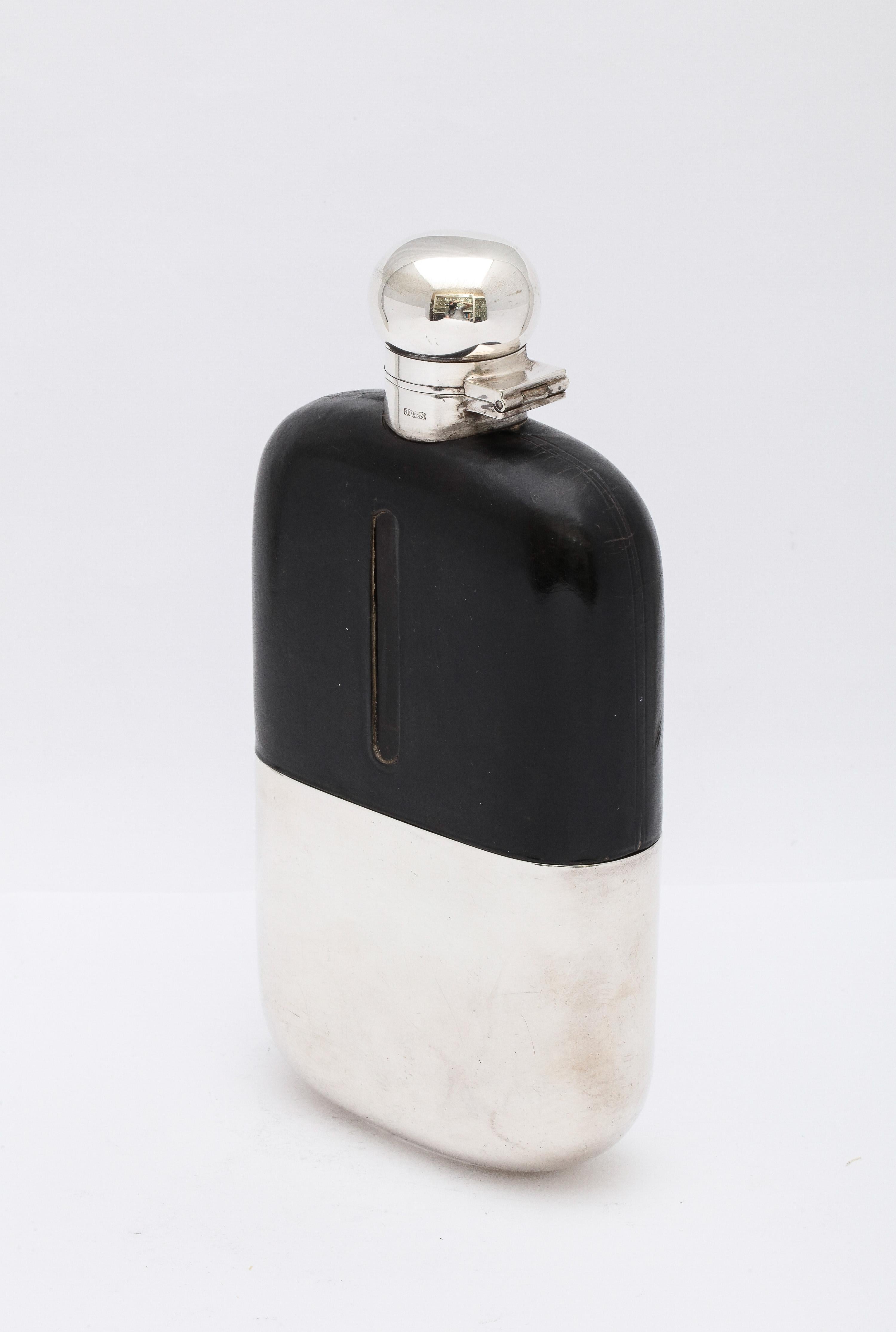Large Edwardian Silver-Plate and Leather-Mounted Glass Flask With Hinged Lid For Sale 9