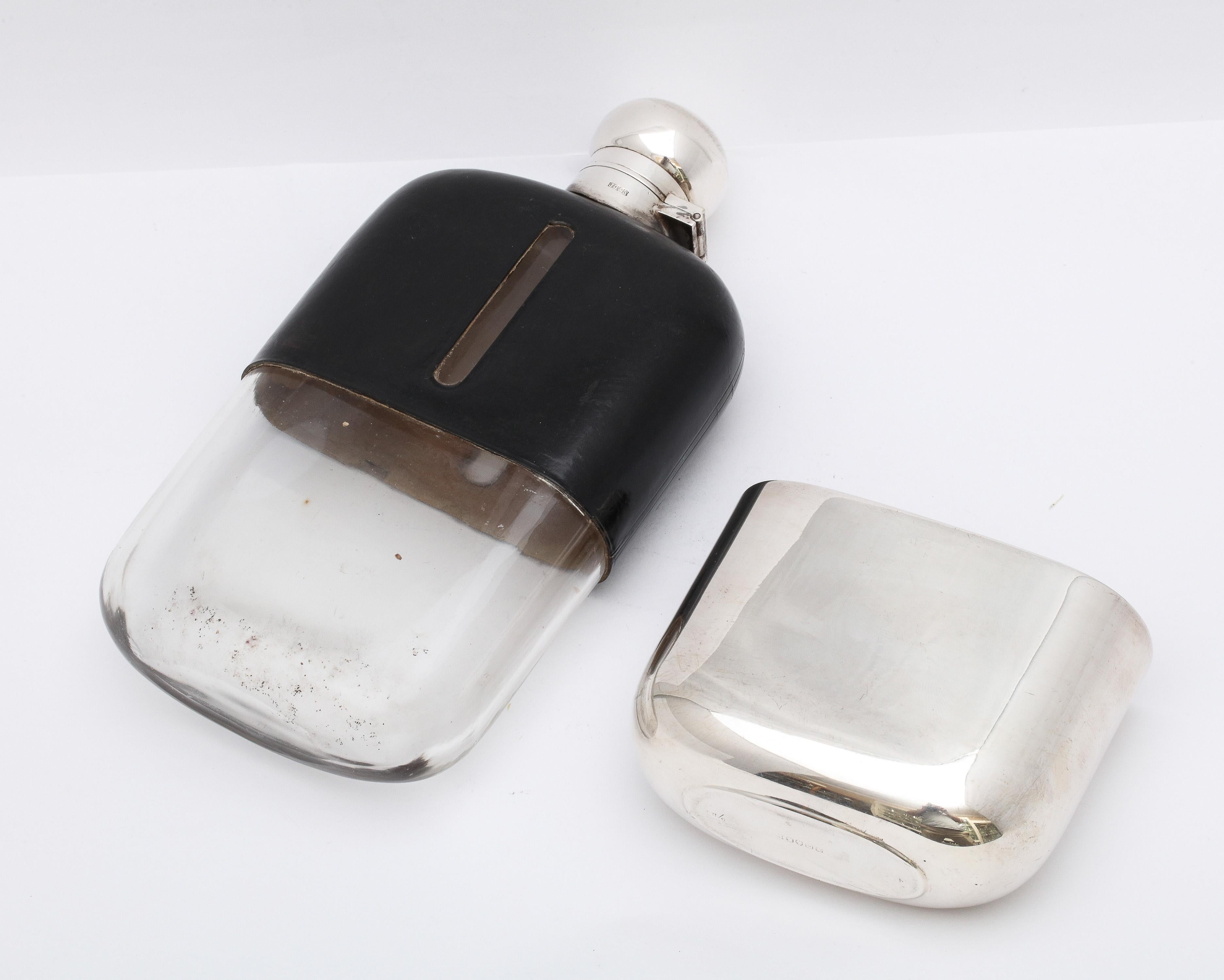 Large Edwardian Silver-Plate and Leather-Mounted Glass Flask With Hinged Lid For Sale 12