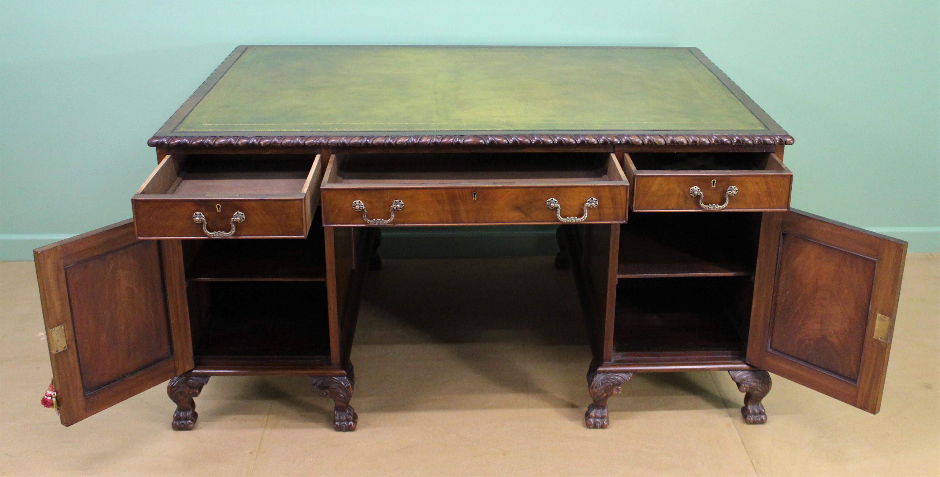 Large Edwardian Walnut Partners Pedestal Desk 10