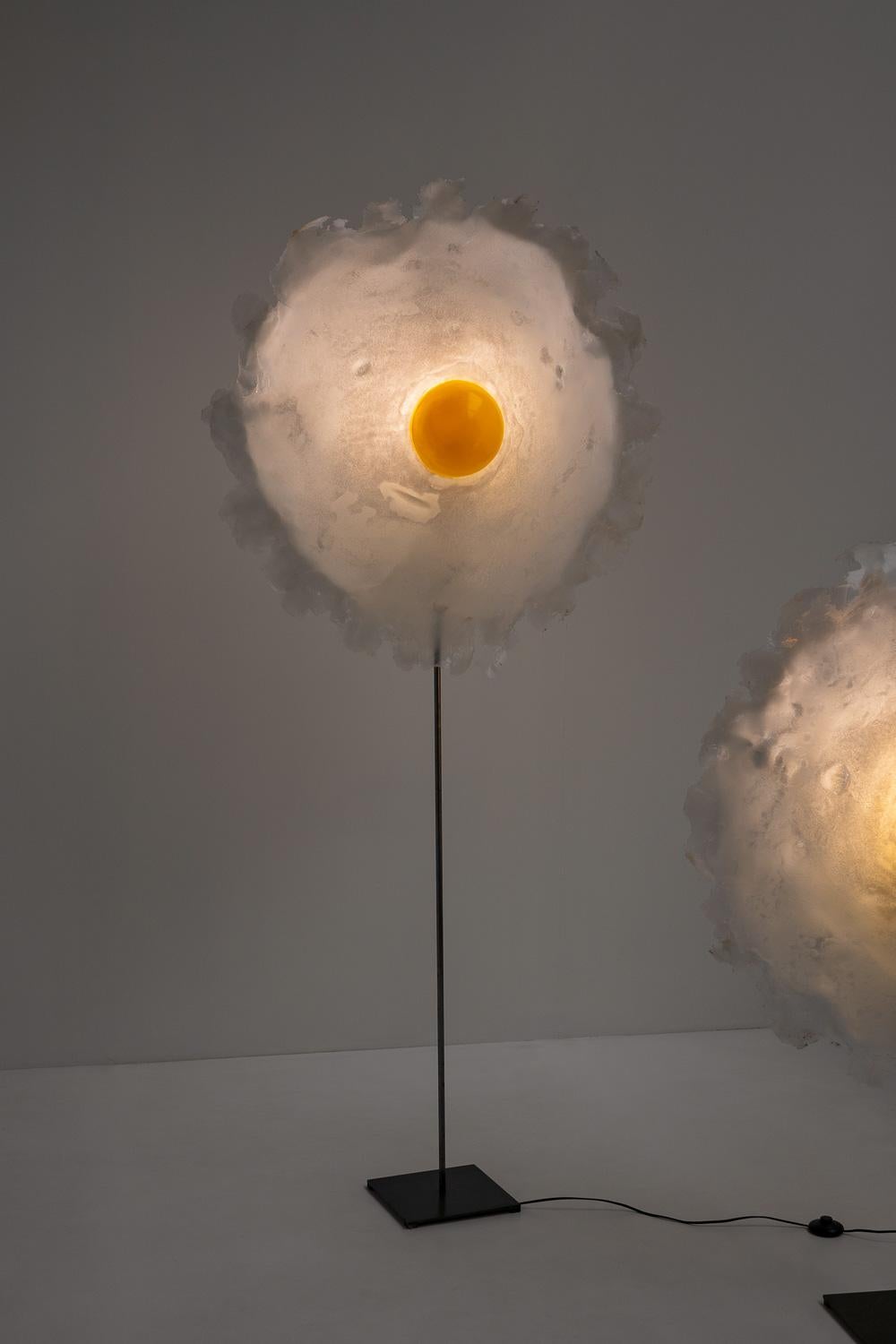 Moderne Grand lampadaire Egg de Michel Froment, France, années 1990 en vente