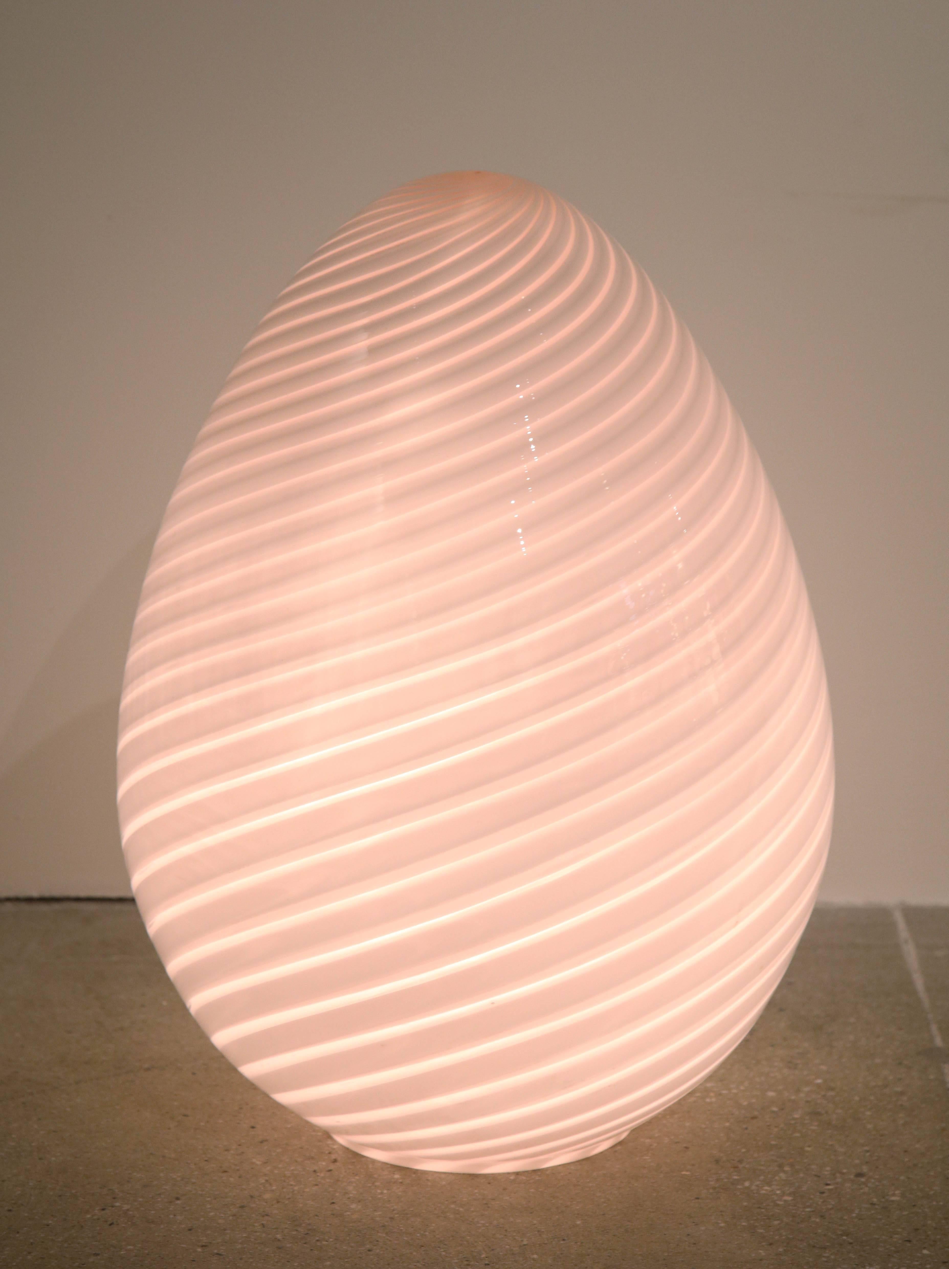 vetri murano egg lamp