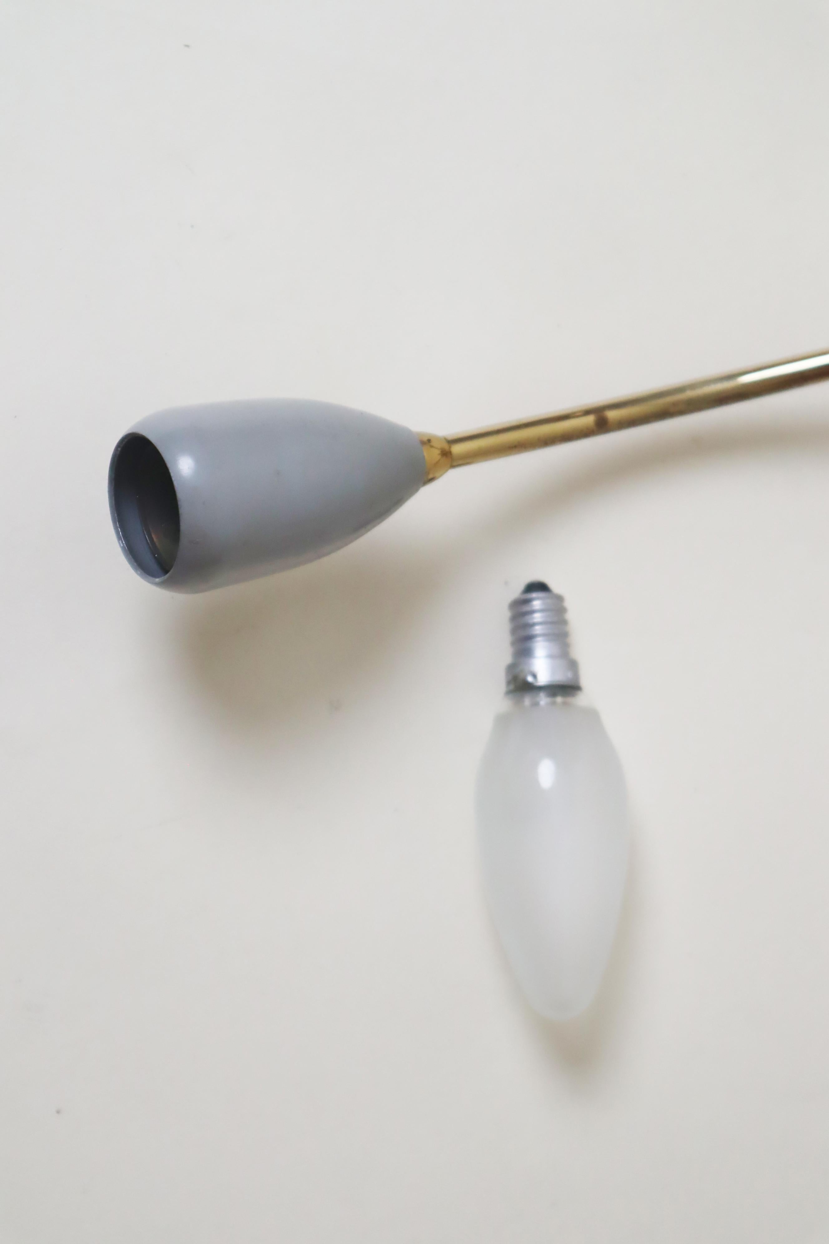 Metà XX secolo Grande lampada a ragno a otto braccia in ottone, Germania, anni '50 in vendita