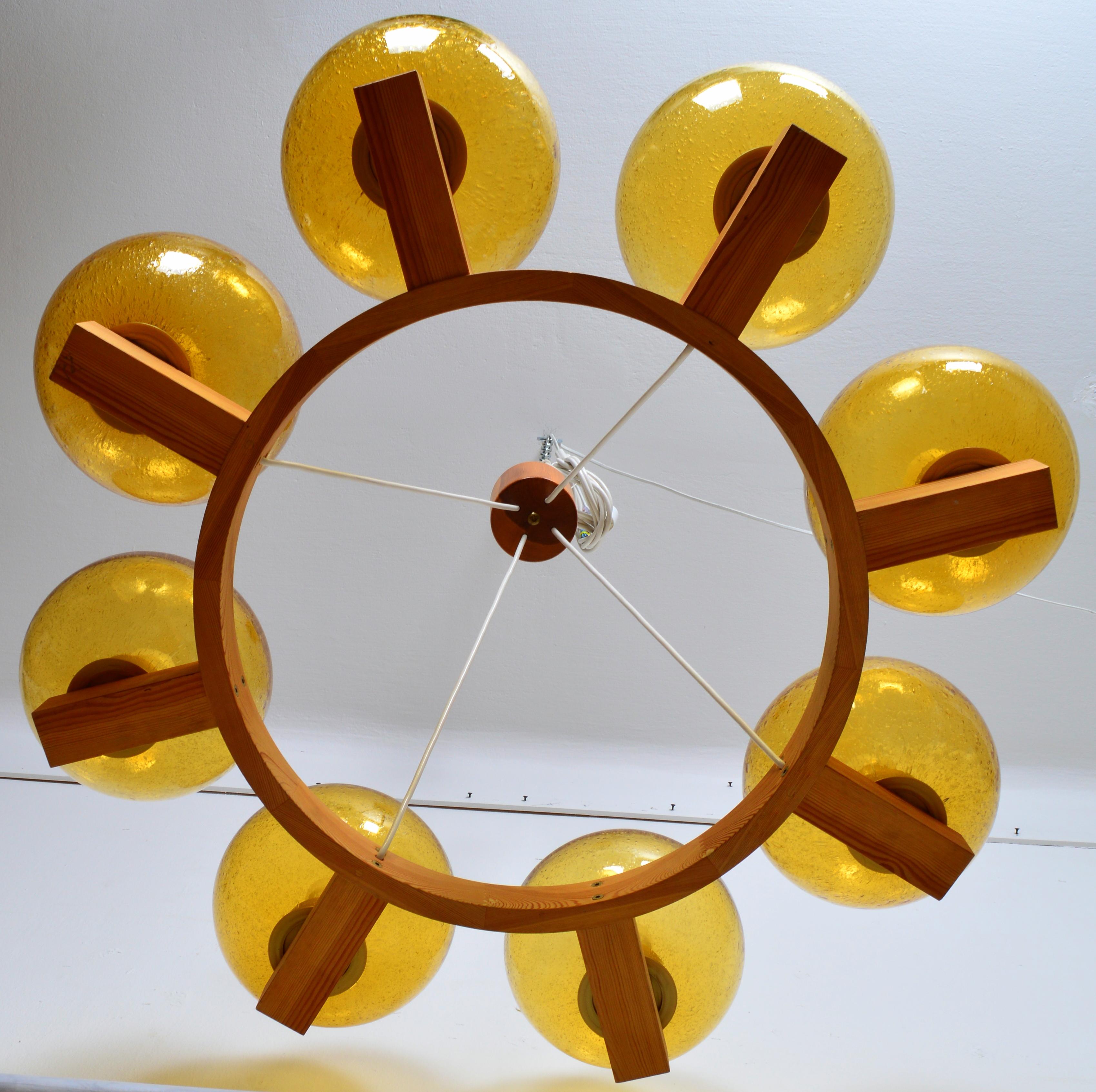 Metà XX secolo Large Eight Arms Solid Pine Chandelier with Glass Shades by Luxus Sweden, 1960s in vendita