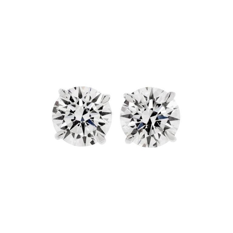 Grandes boucles d'oreilles rondes de huit carats chacune, en CZ de laboratoire, taillées en diamant, en sterling moderne en vente