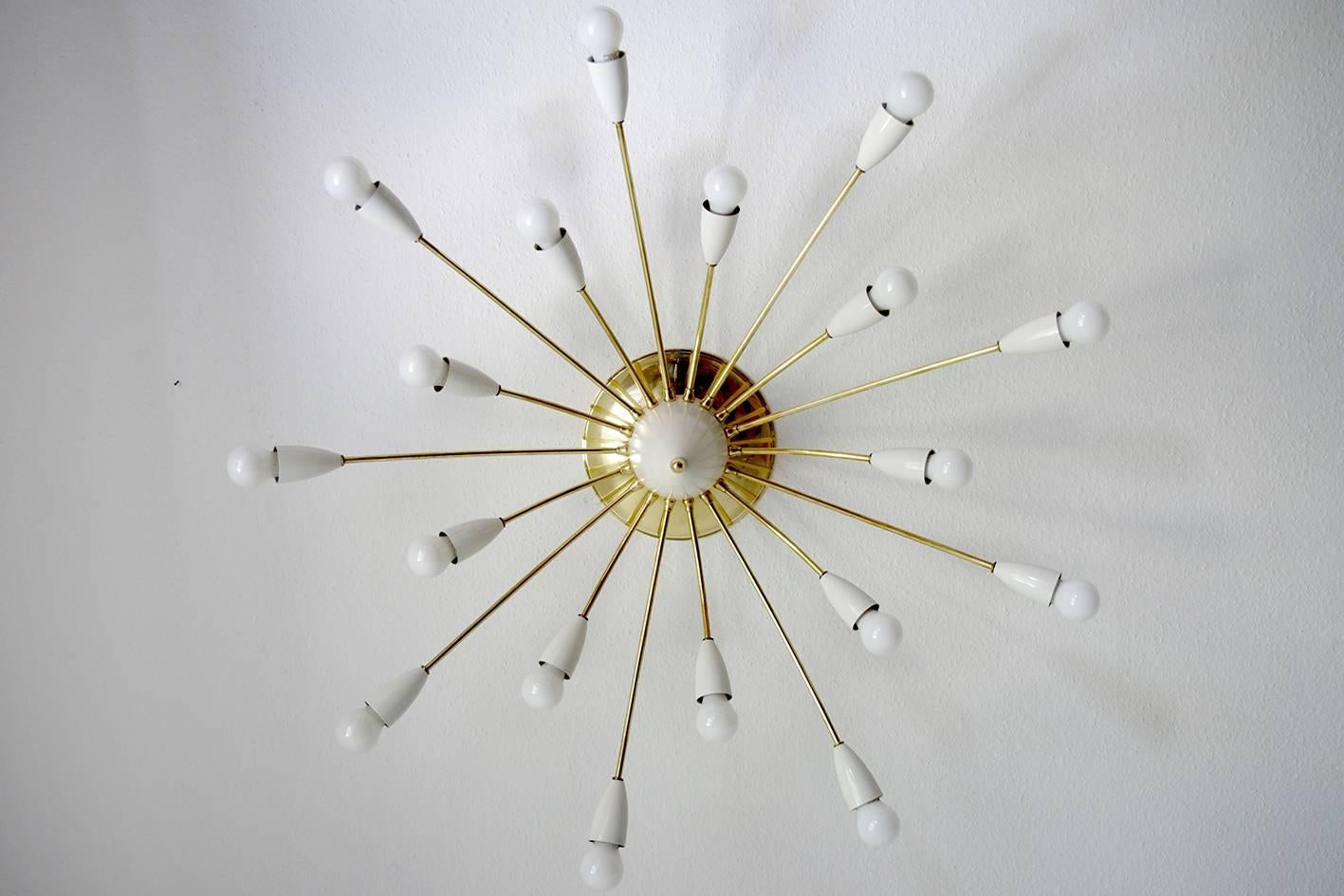 Large Eighteen-Arm Stilnovo Ceiling Lights Flush Mounts Chandeliers, 1950s For Sale 1