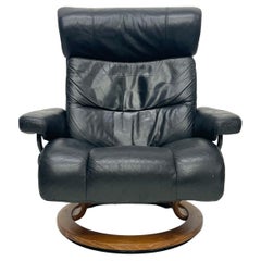 Large Ekornes Stressless Adjustable Recliner Chair in Black Leather Norway