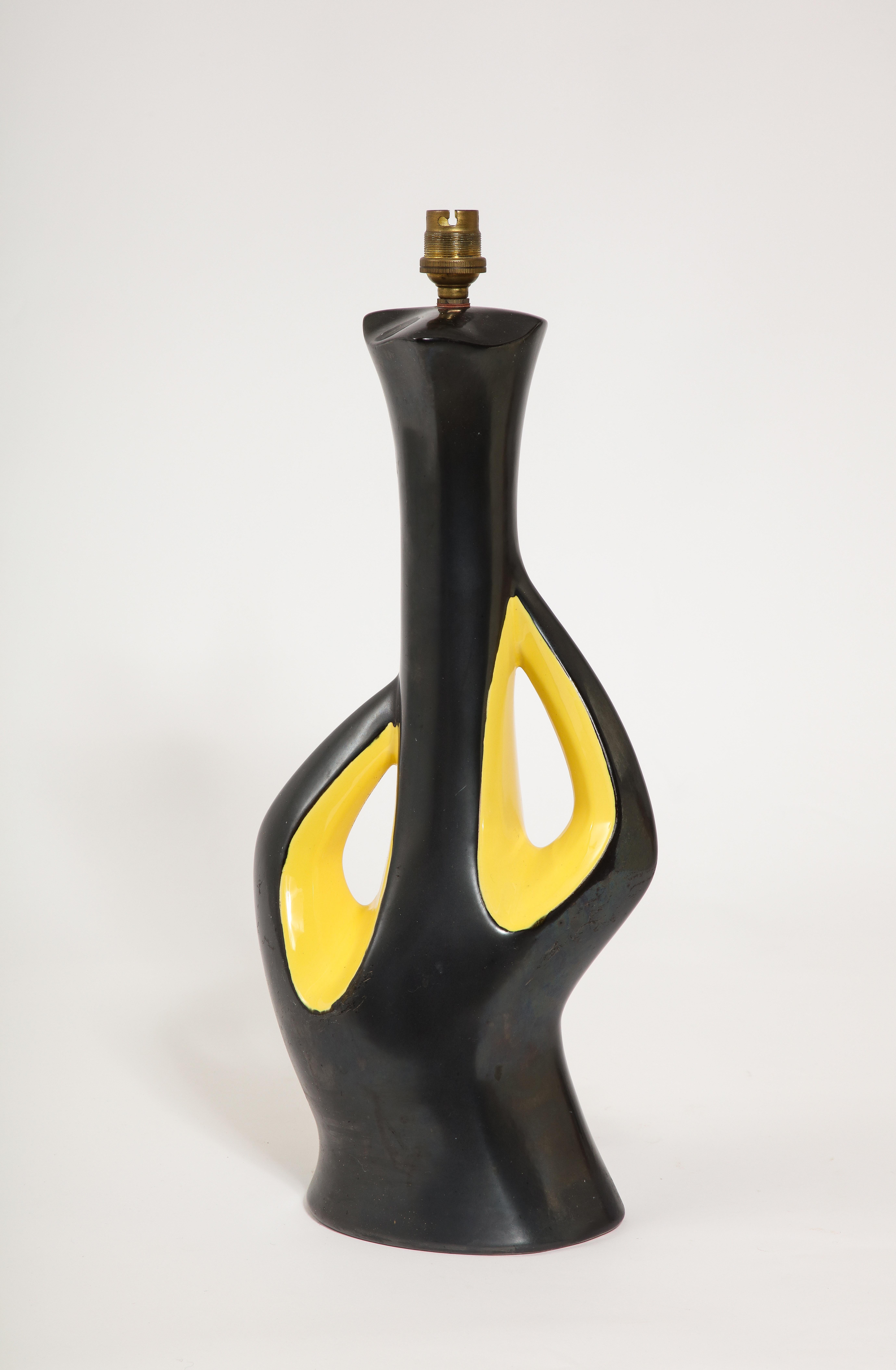 French Large Elchinger Two-Tone Yellow & Black Ceramic Table Lamp, France 1950's For Sale