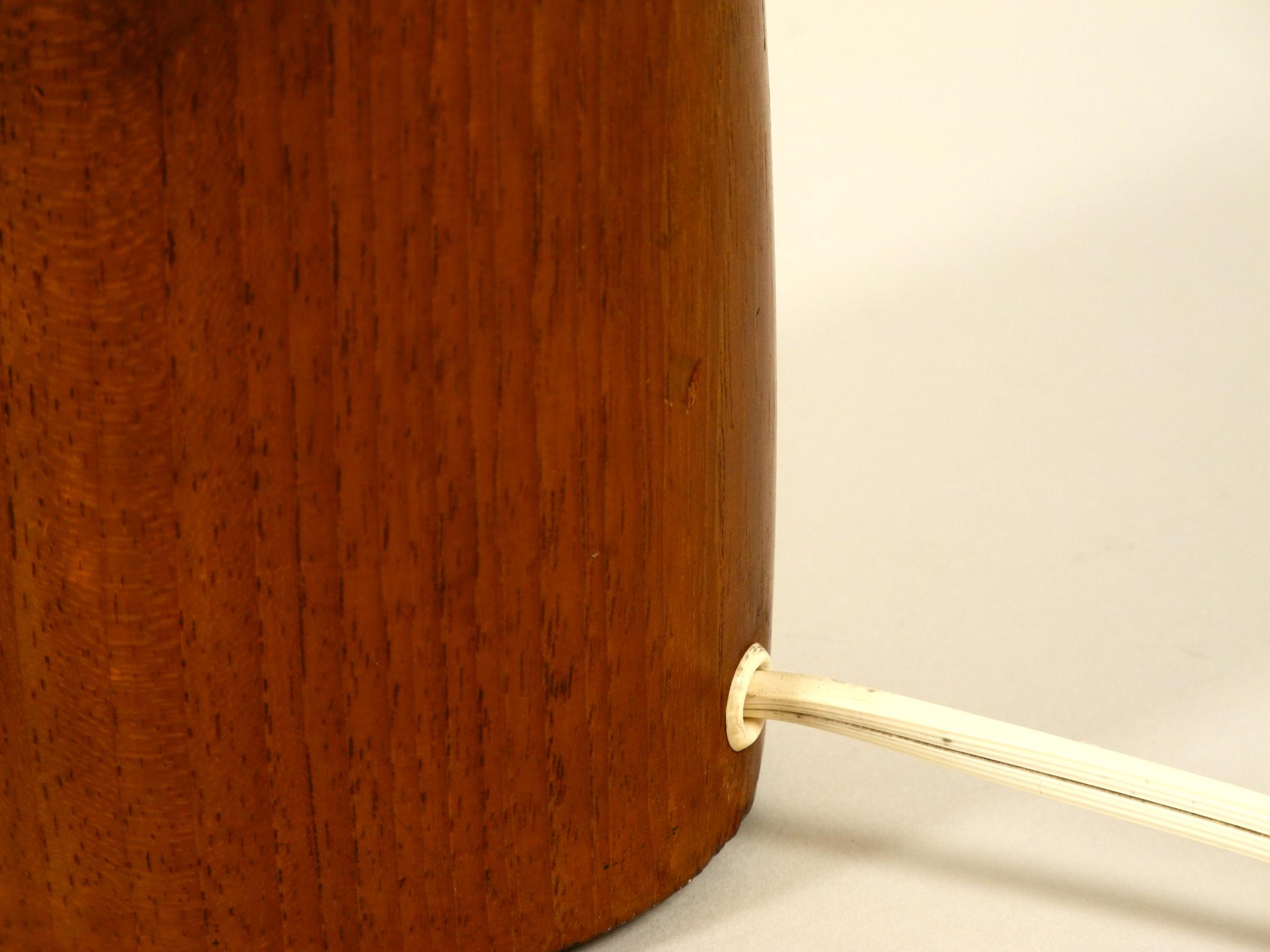 Large Elegant 1960s Danish Teak Table Lamp with a Modern Wicker Lampshade 7