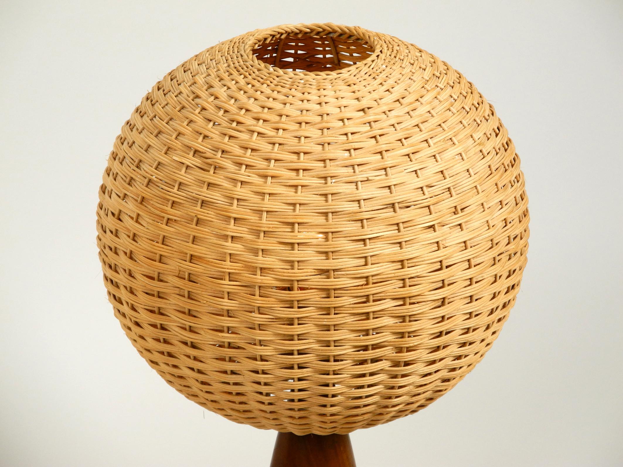 Large Elegant 1960s Danish Teak Table Lamp with a Modern Wicker Lampshade 1