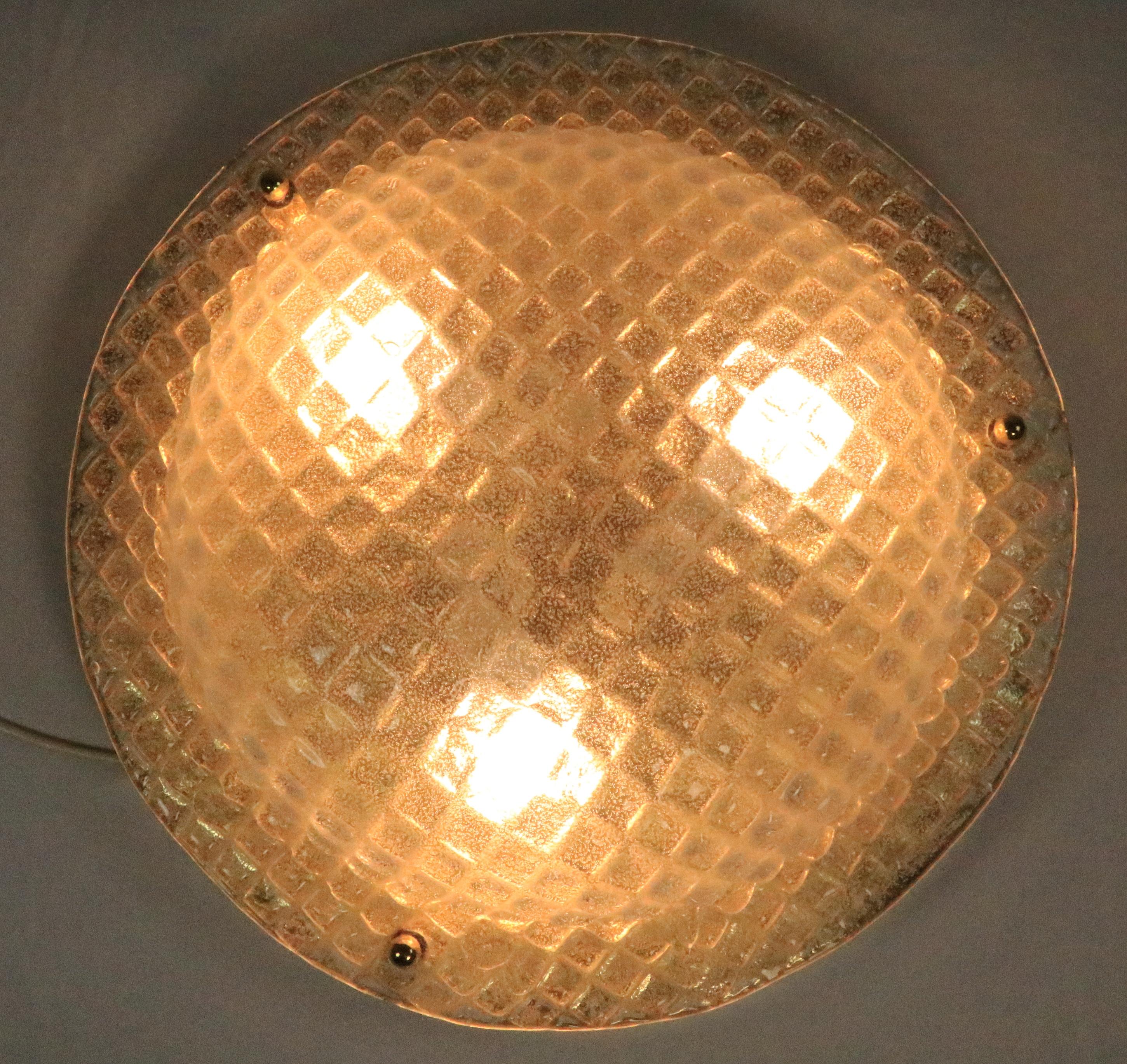 Gran aplique o lámpara de techo alemana elegante, cristal helado, de Fischer, años 70 finales del siglo XX en venta