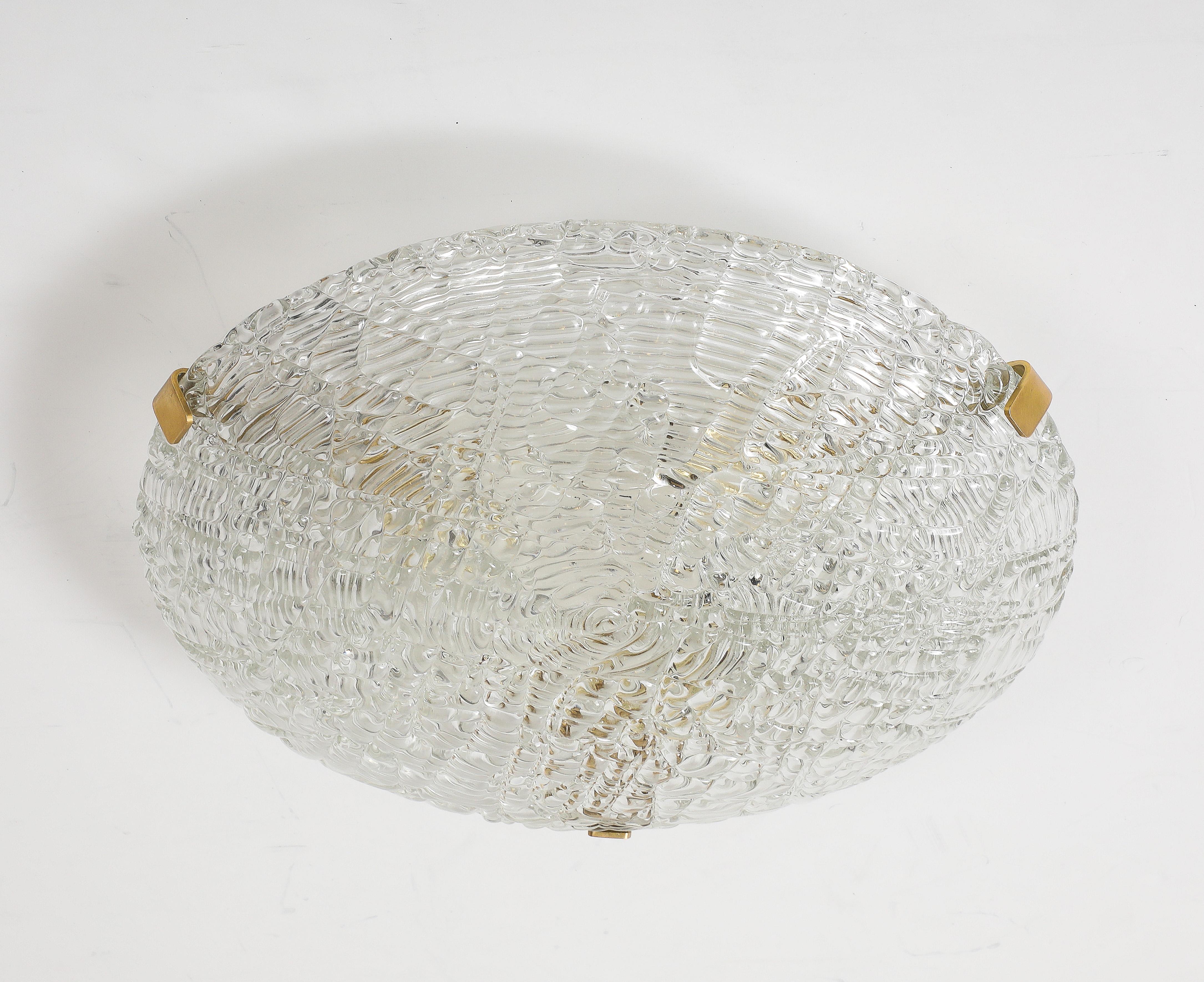 Grand luminaire / applique en verre et laiton Elegance de Kalmar en vente 2