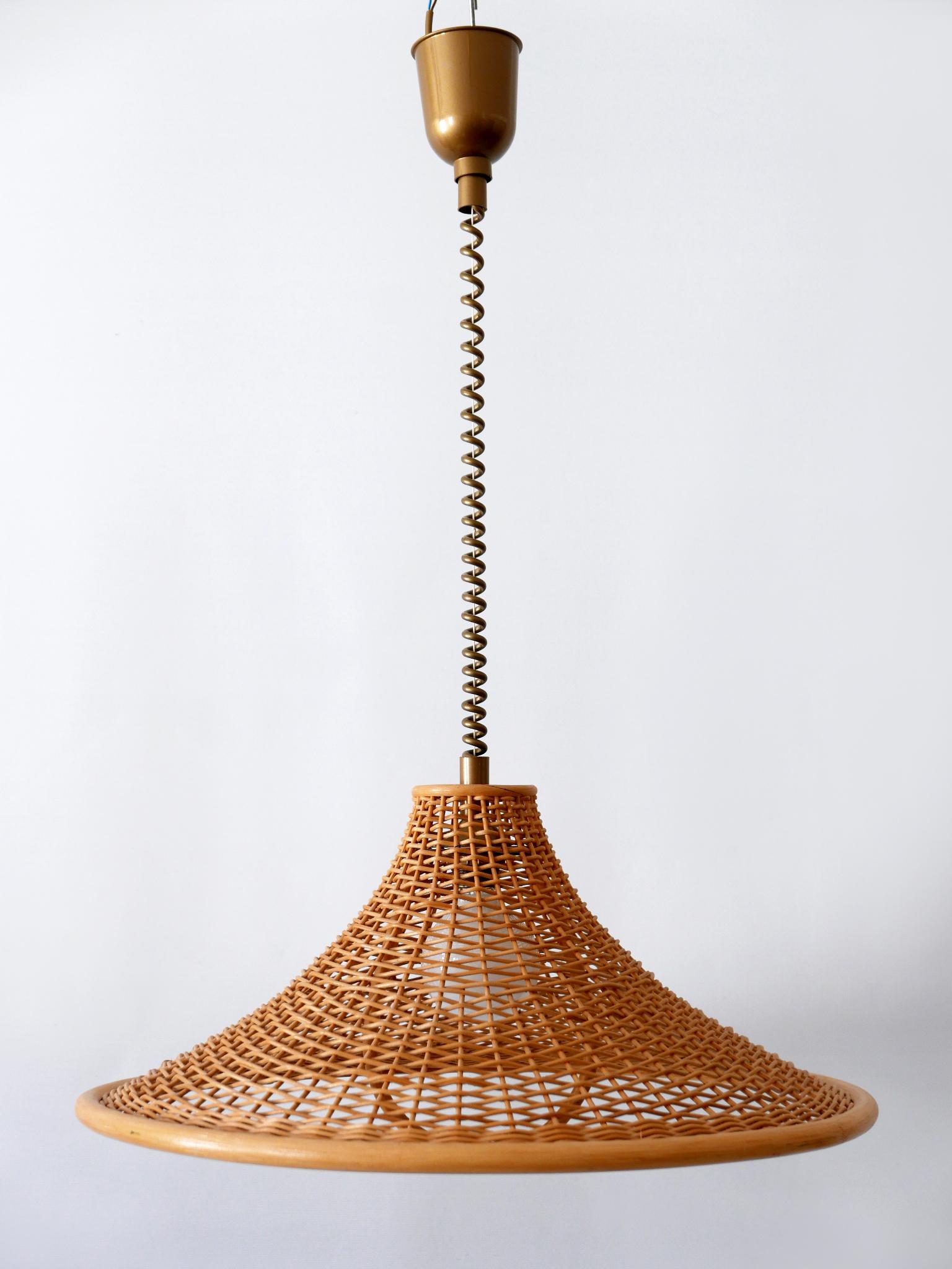 Large & Elegant Mid-Century Modern Wicker Pendant Lamp or Hanging Light Germany 13