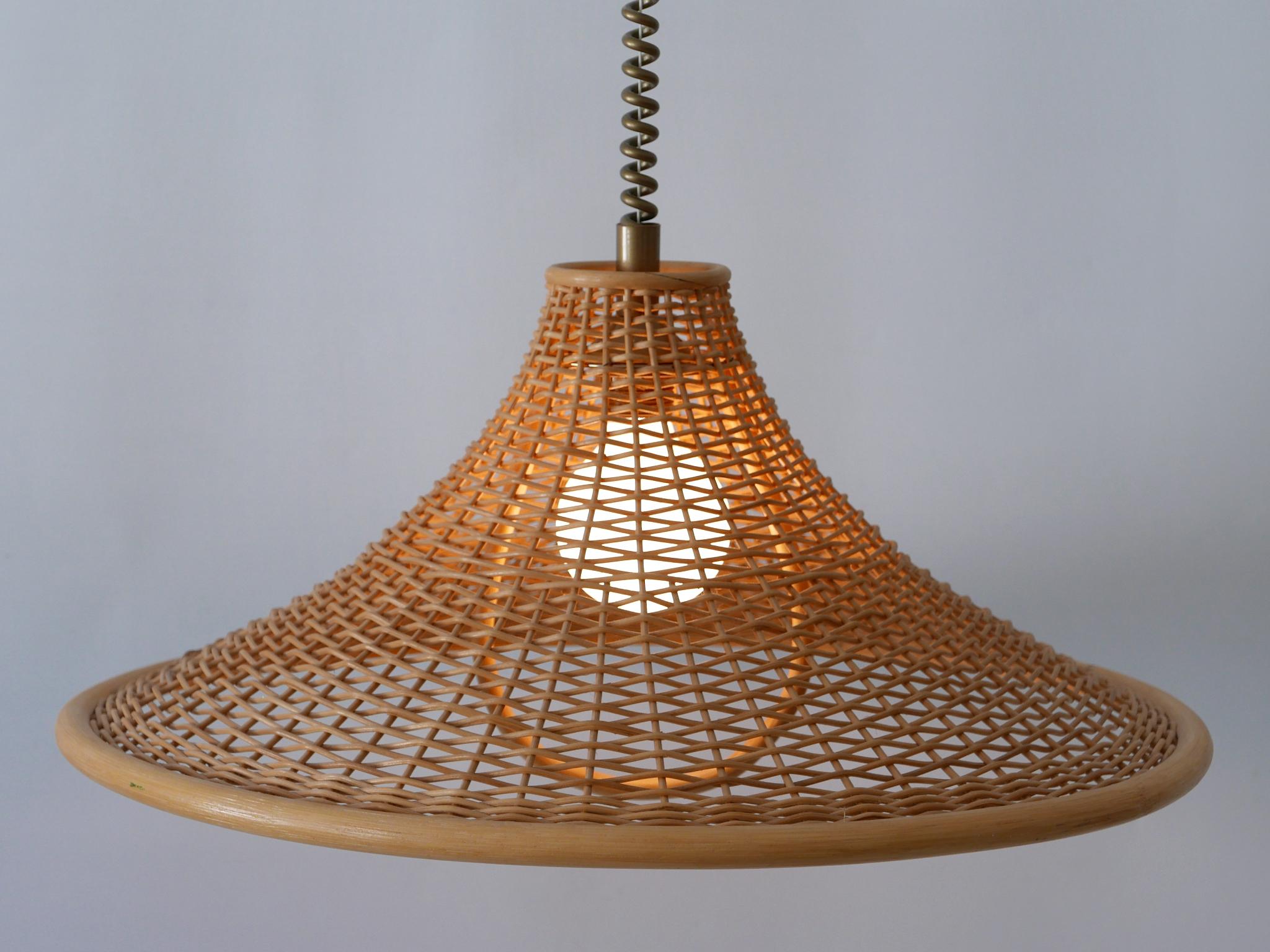 Large & Elegant Mid-Century Modern Wicker Pendant Lamp or Hanging Light Germany 4