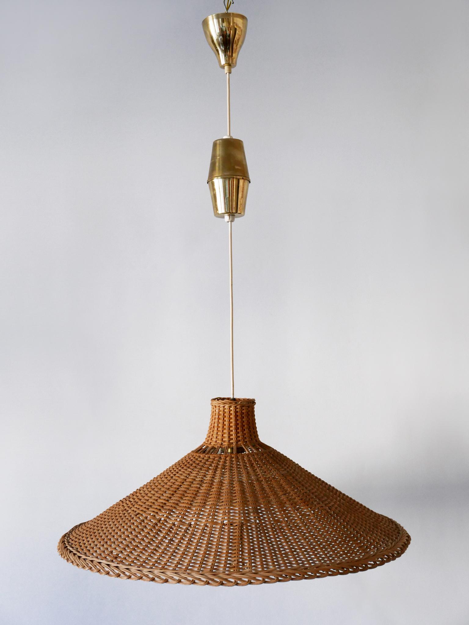 Large & Elegant Mid Century Modern Wicker Pulley Pendant Lamp Scandinavia 1960s 7