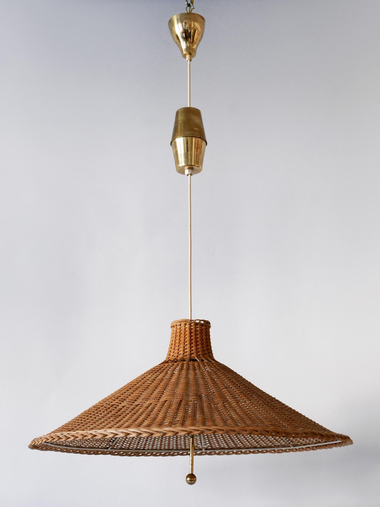 Scandinavian Large & Elegant Mid Century Modern Wicker Pulley Pendant Lamp Scandinavia 1960s