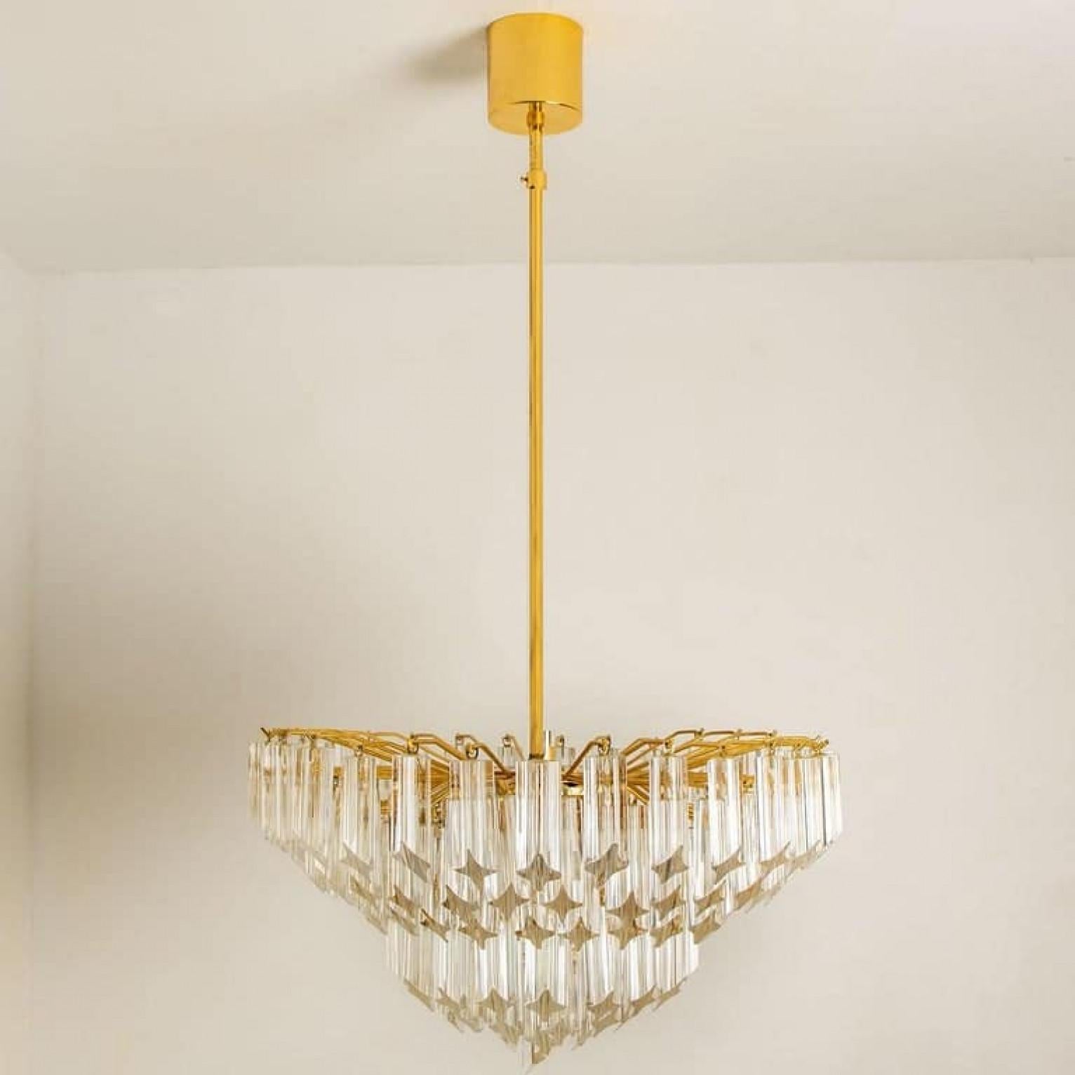 Mid-Century Modern Large Elegant Six-Tier Cristal Venini Chandelier, 1960 For Sale
