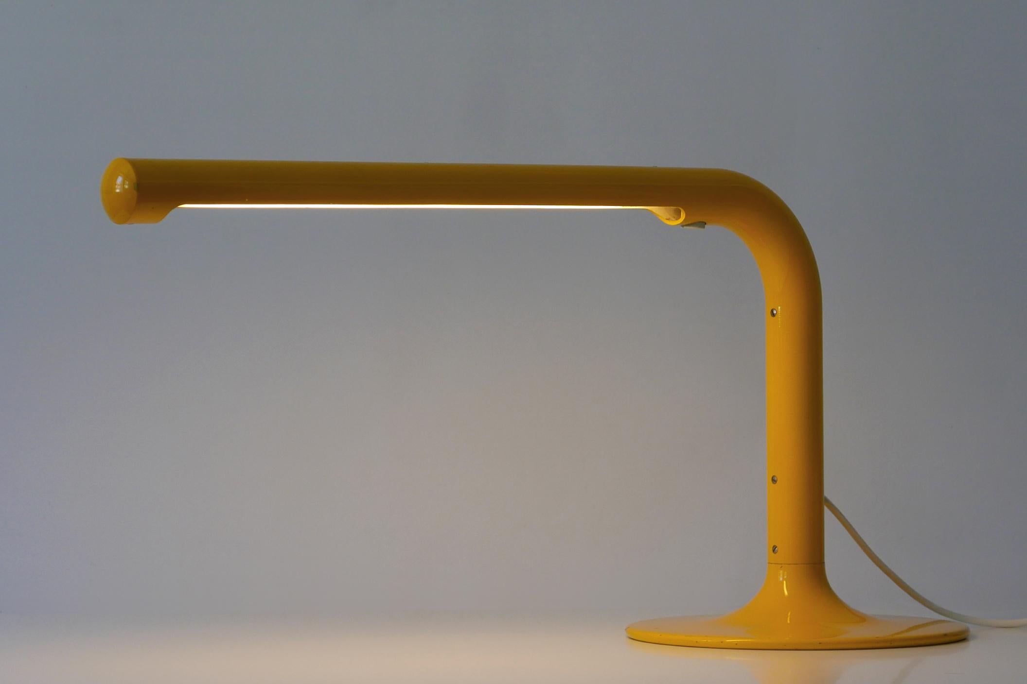 Enameled Large & Elegant Tube Table Lamp by Anders Pehrson for Ateljé Lyktan, 1960s For Sale