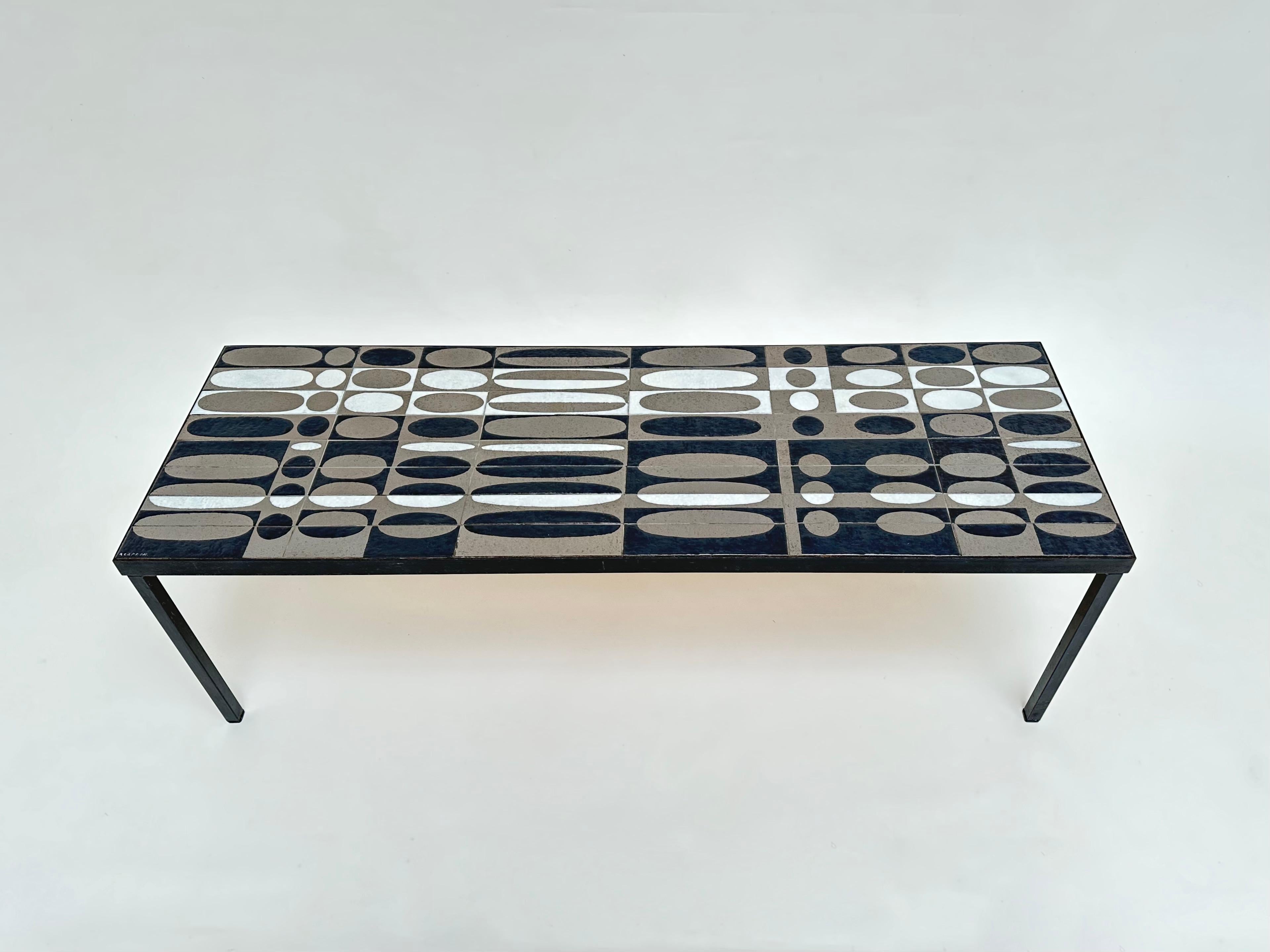 Grande table basse Ellipses, Roger Capron, Vallauris, vers 1960 Bon état - En vente à St Ouen, FR