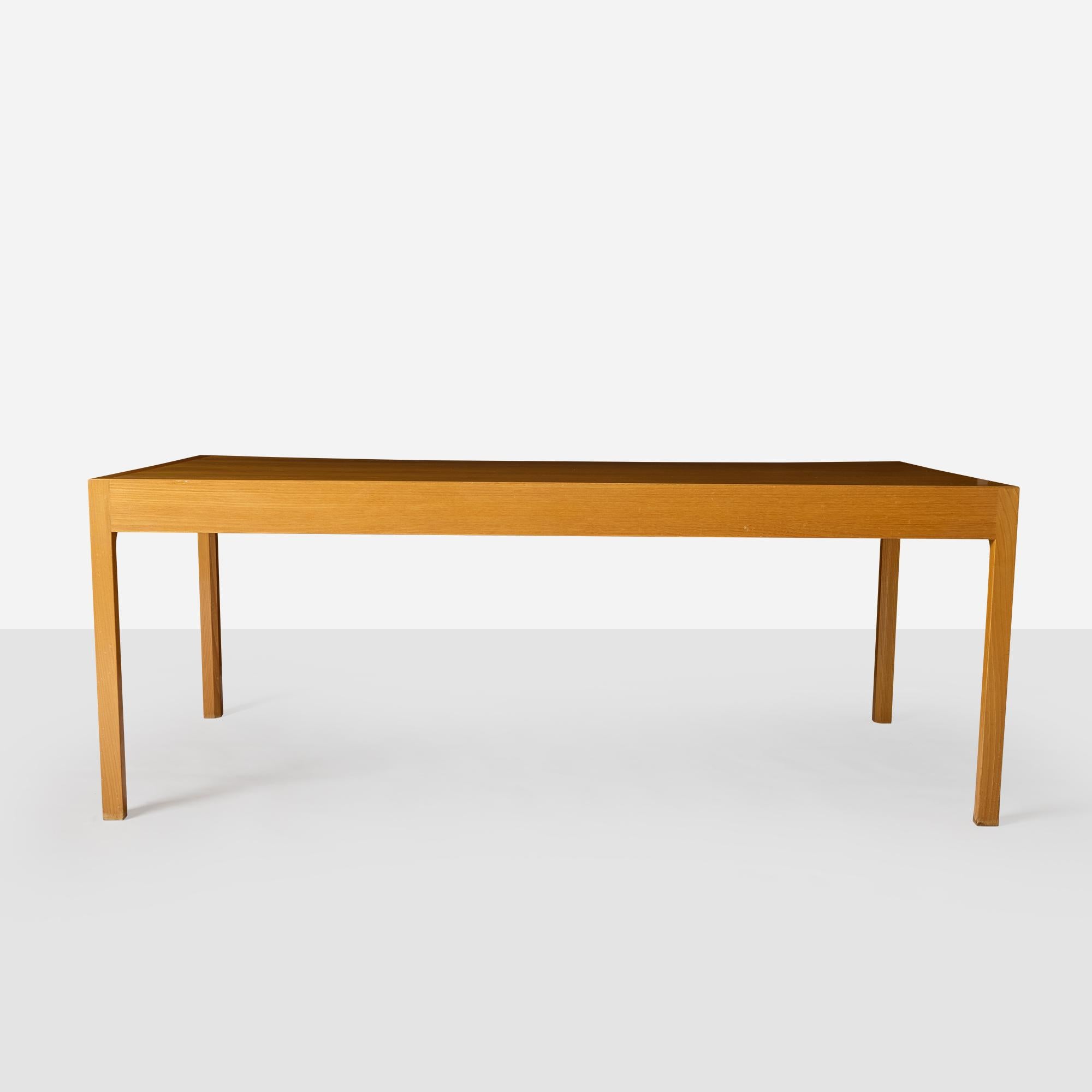 Danese Scrivania grande in legno d'olmo di Bernt Petersen in vendita