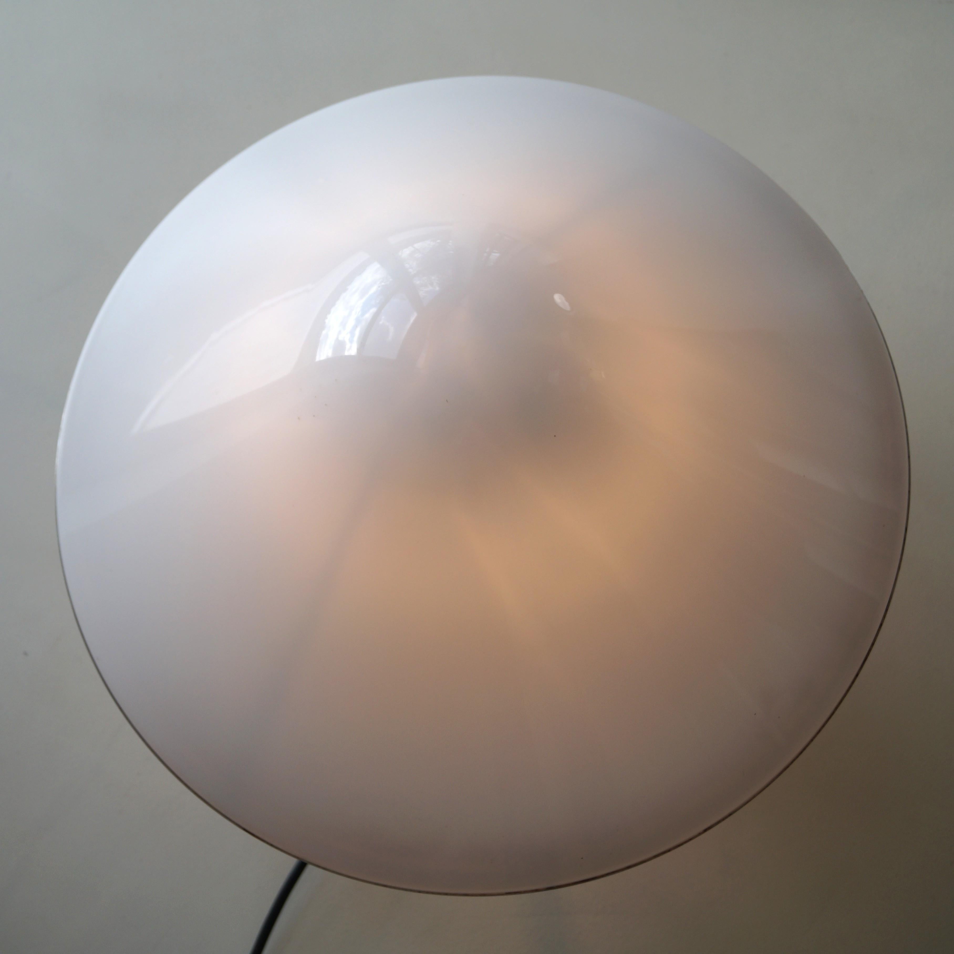Large Elpis tablelamp by Harvey Guzzini for IGuzzini, 1970s For Sale 5