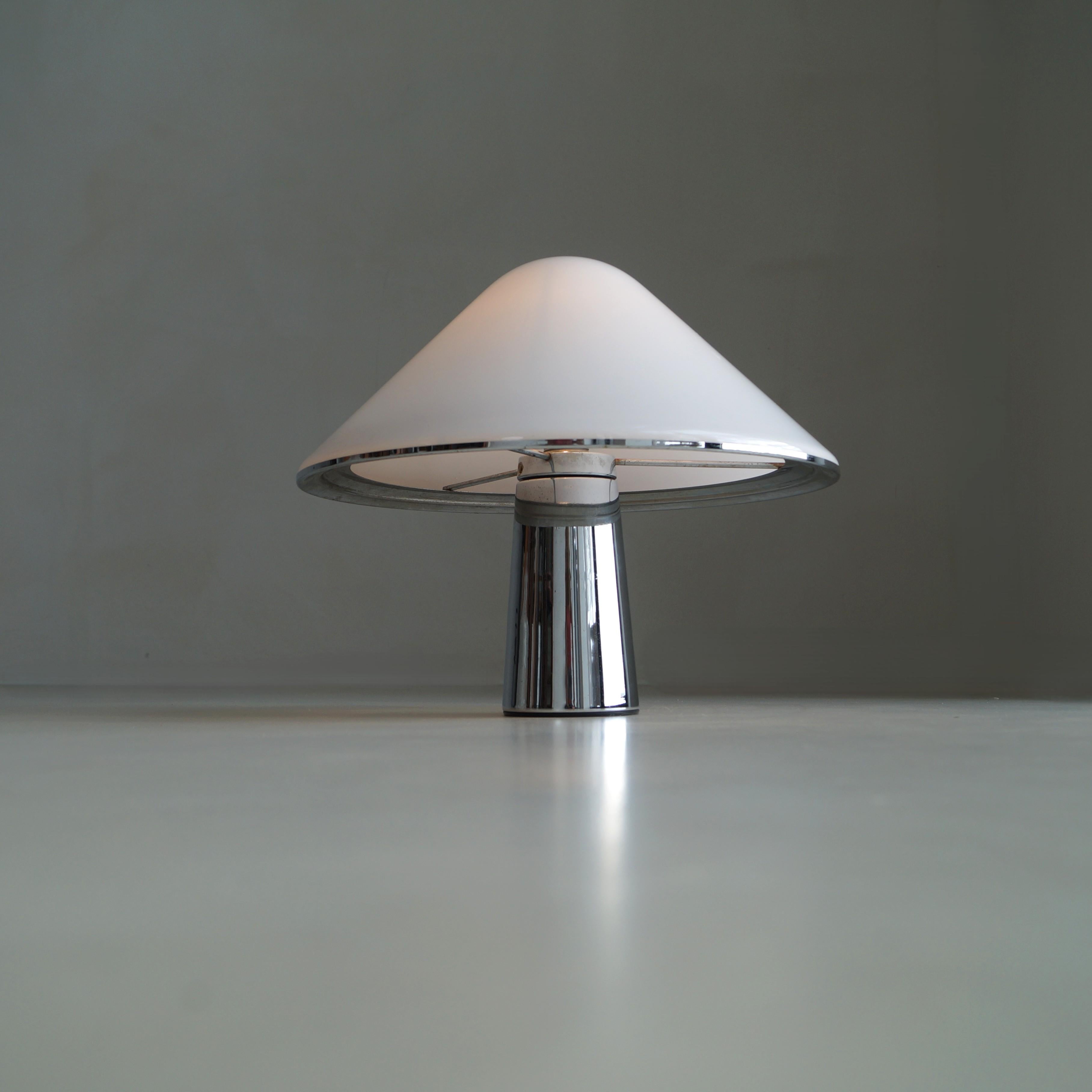 Large Elpis tablelamp by Harvey Guzzini for IGuzzini, 1970s For Sale 6
