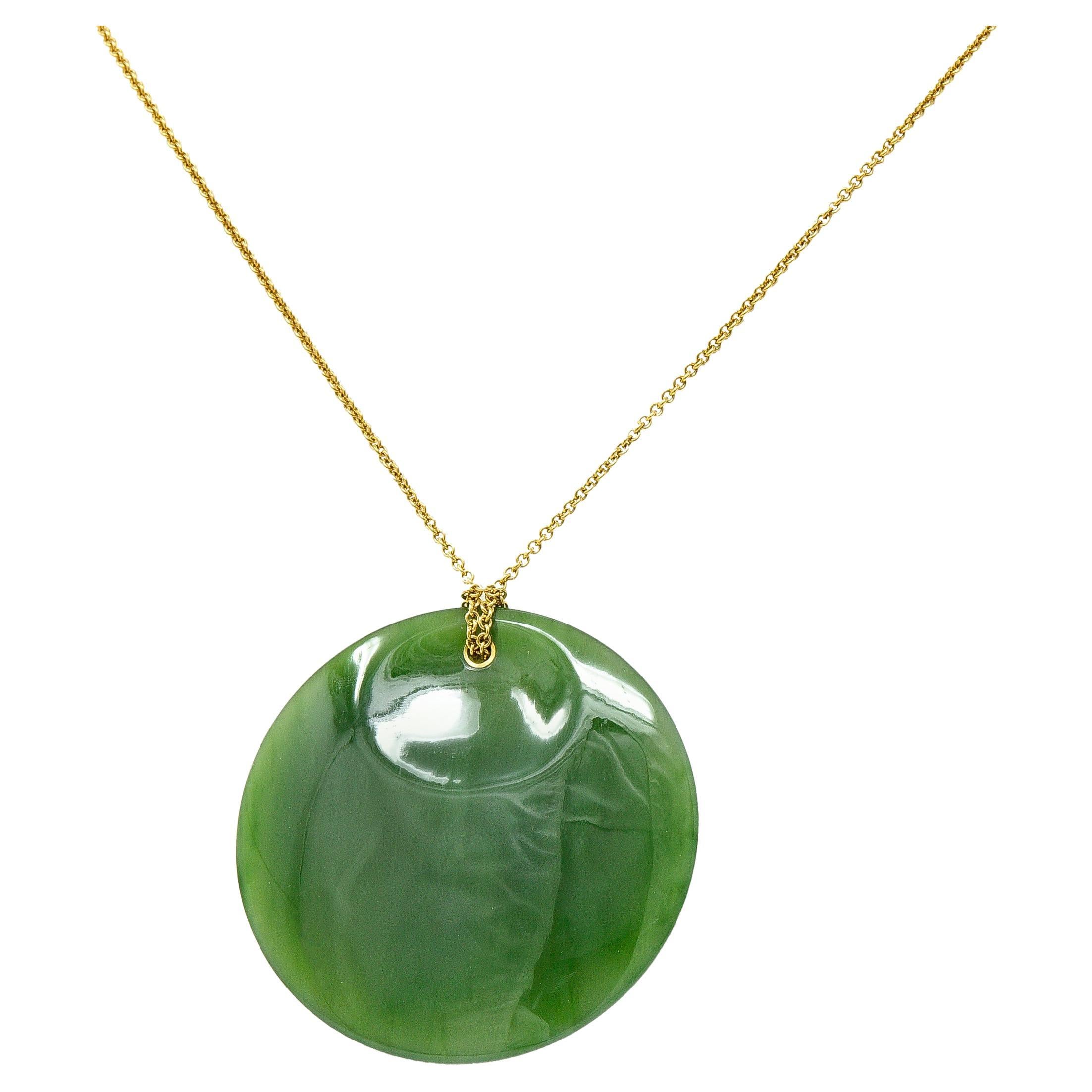 Large Elsa Peretti Tiffany & Co. Nephrite Jade 18 Karat Yellow Gold Necklace