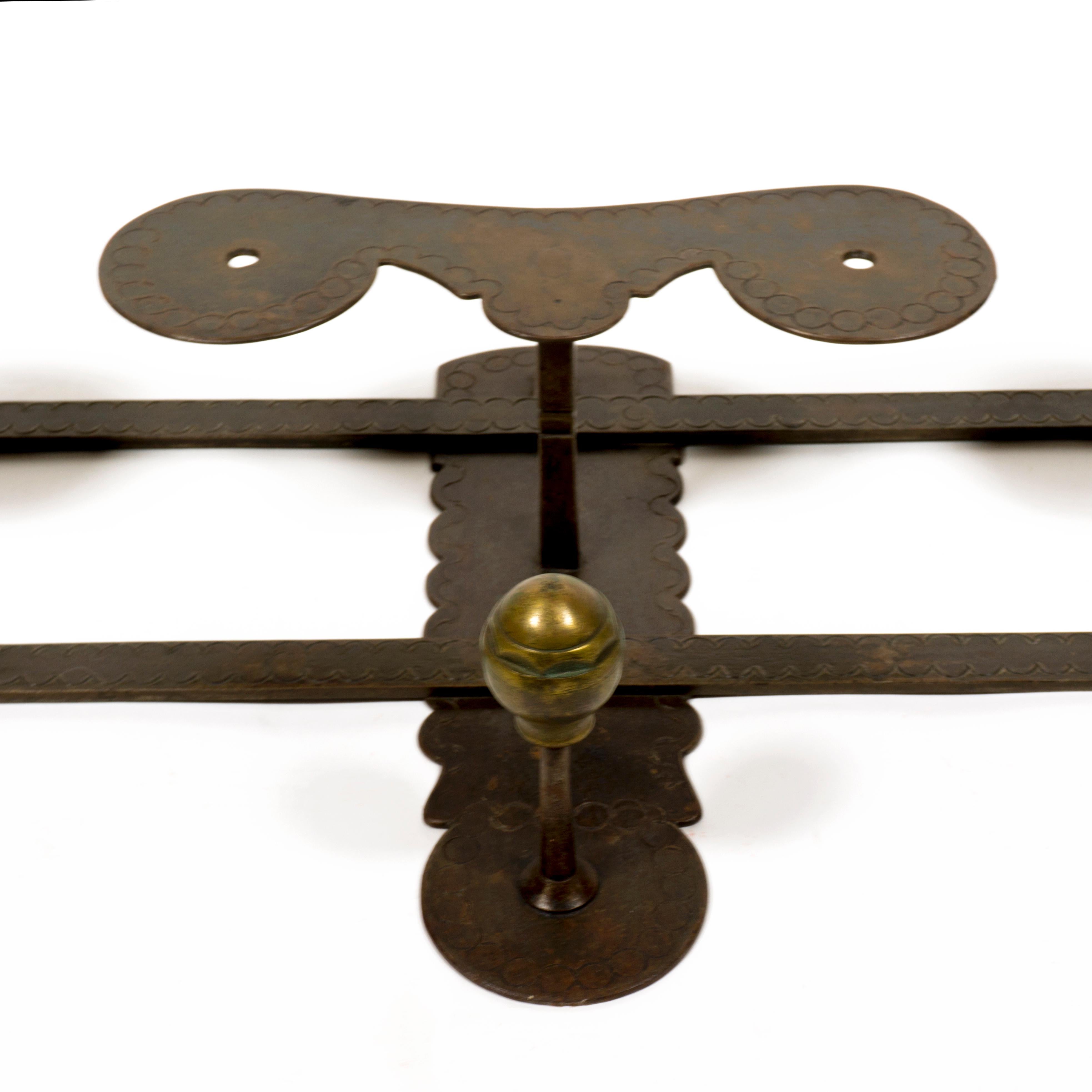 Large embossed Iron and Brass Vintage Wall Mounted Coat Rack from Italy  In Good Condition For Sale In Regensburg, DE