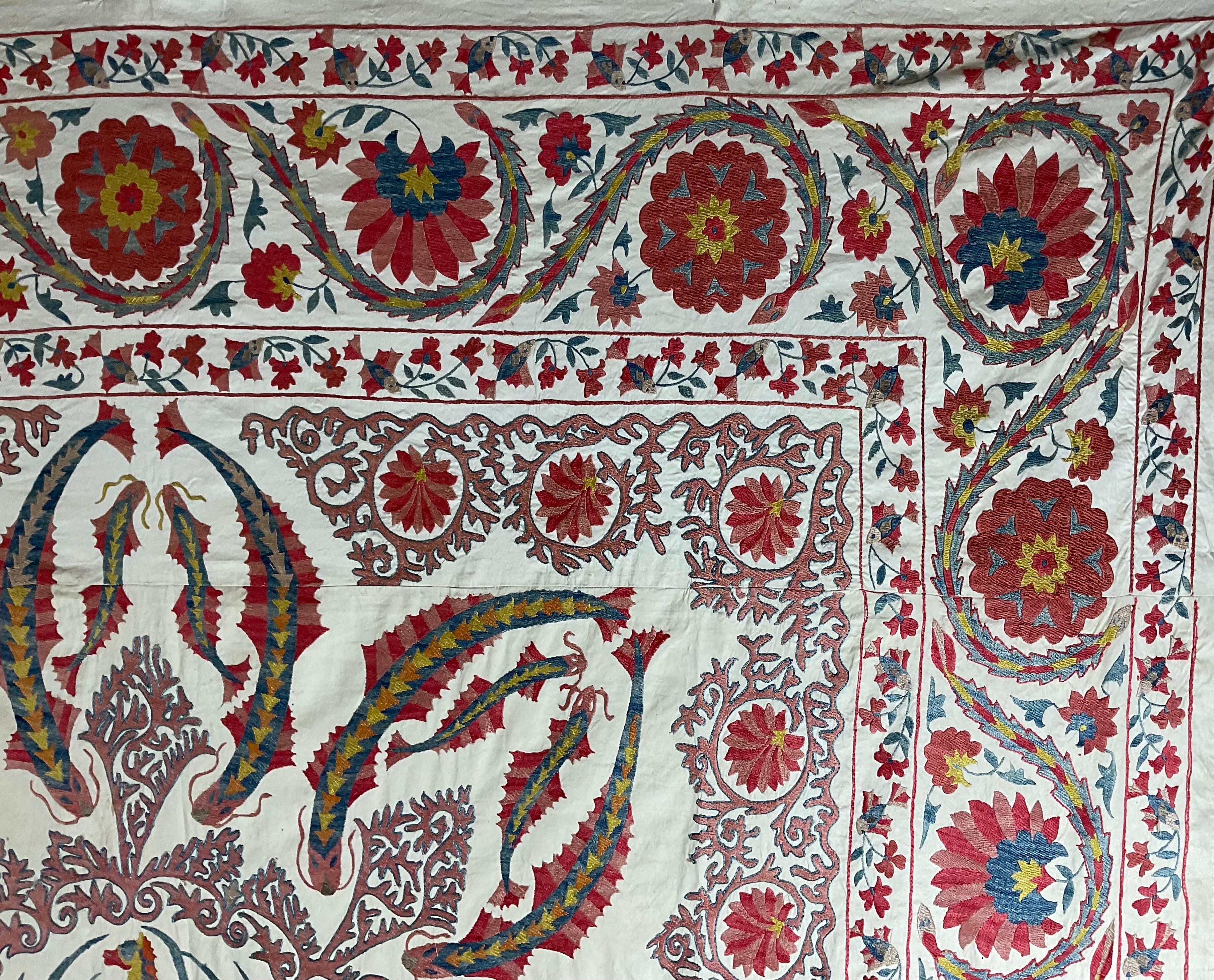 Large Embroidery Suzani Textile In Good Condition In Delray Beach, FL
