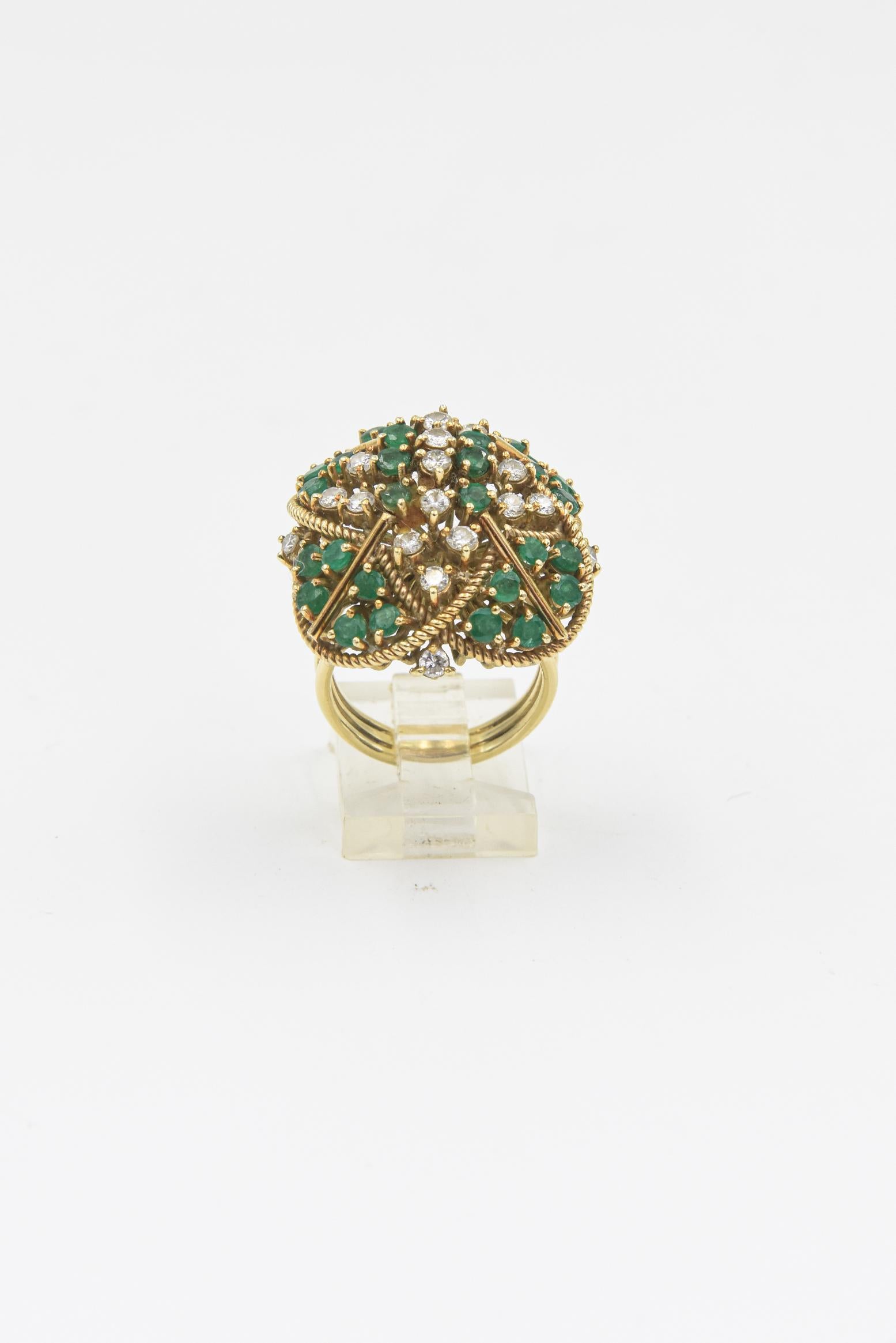 Large Emerald and Diamond Yellow Gold Cocktail Ring In Good Condition For Sale In Miami Beach, FL