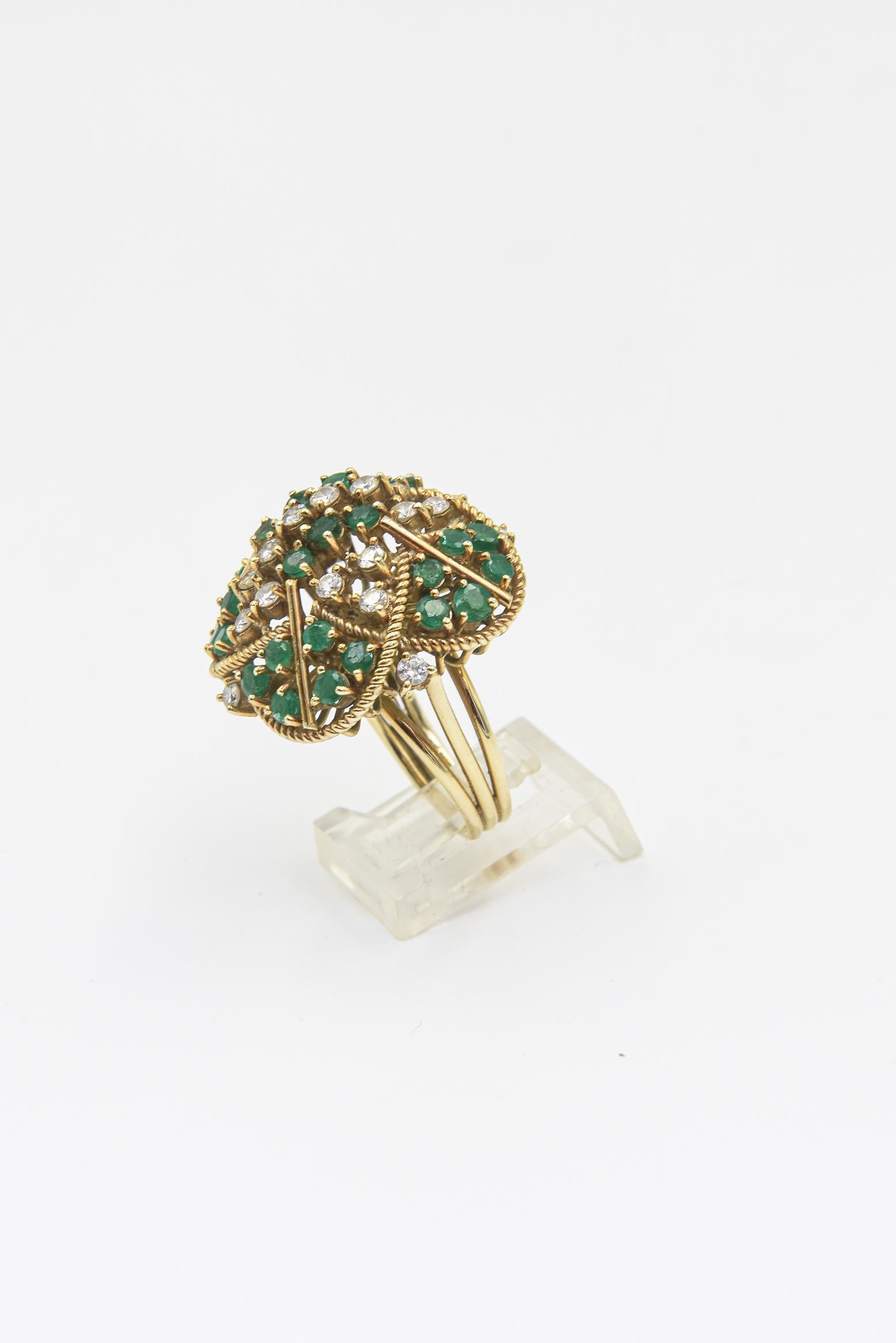 Large Emerald and Diamond Yellow Gold Cocktail Ring For Sale 1