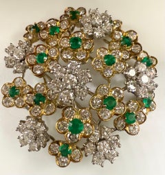 Large Emerald & Diamond brooch 18KT gold