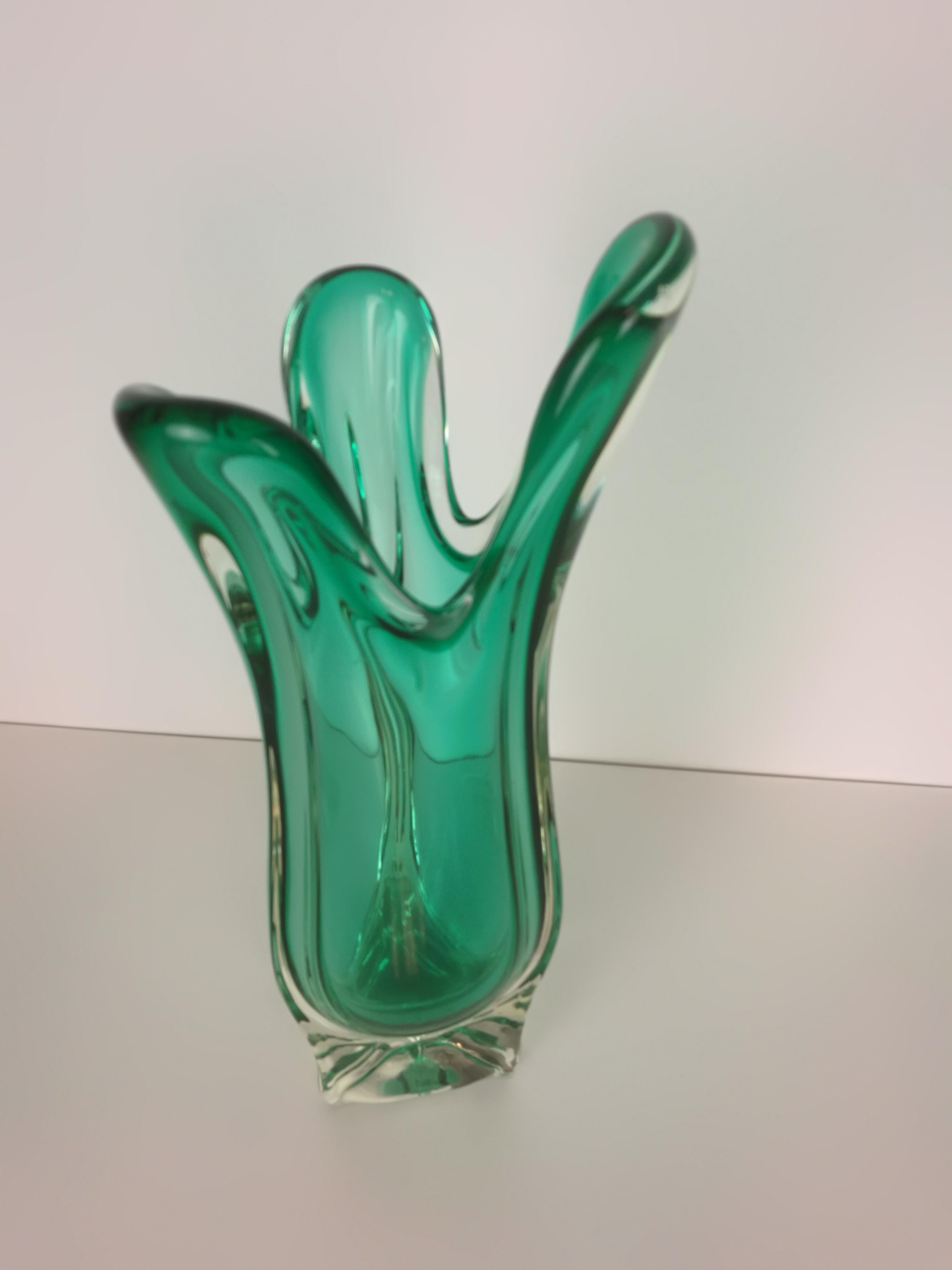 Large Emerald Green Murano Swung Vase, Italy, 1960s In Good Condition In Rijssen, NL