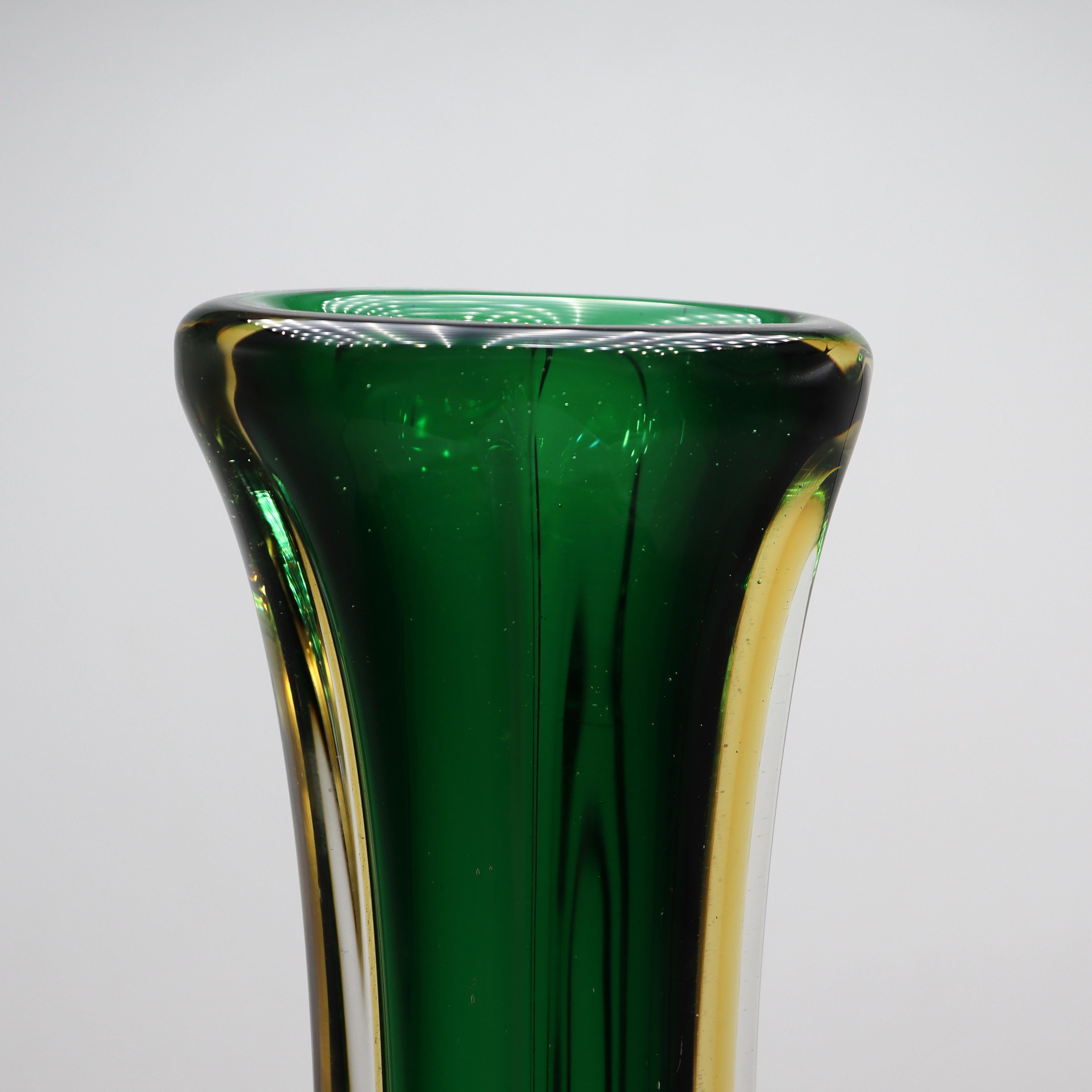 Large Emerald Murano Glass Vase, C. 1960 In Good Condition In Dallas, TX