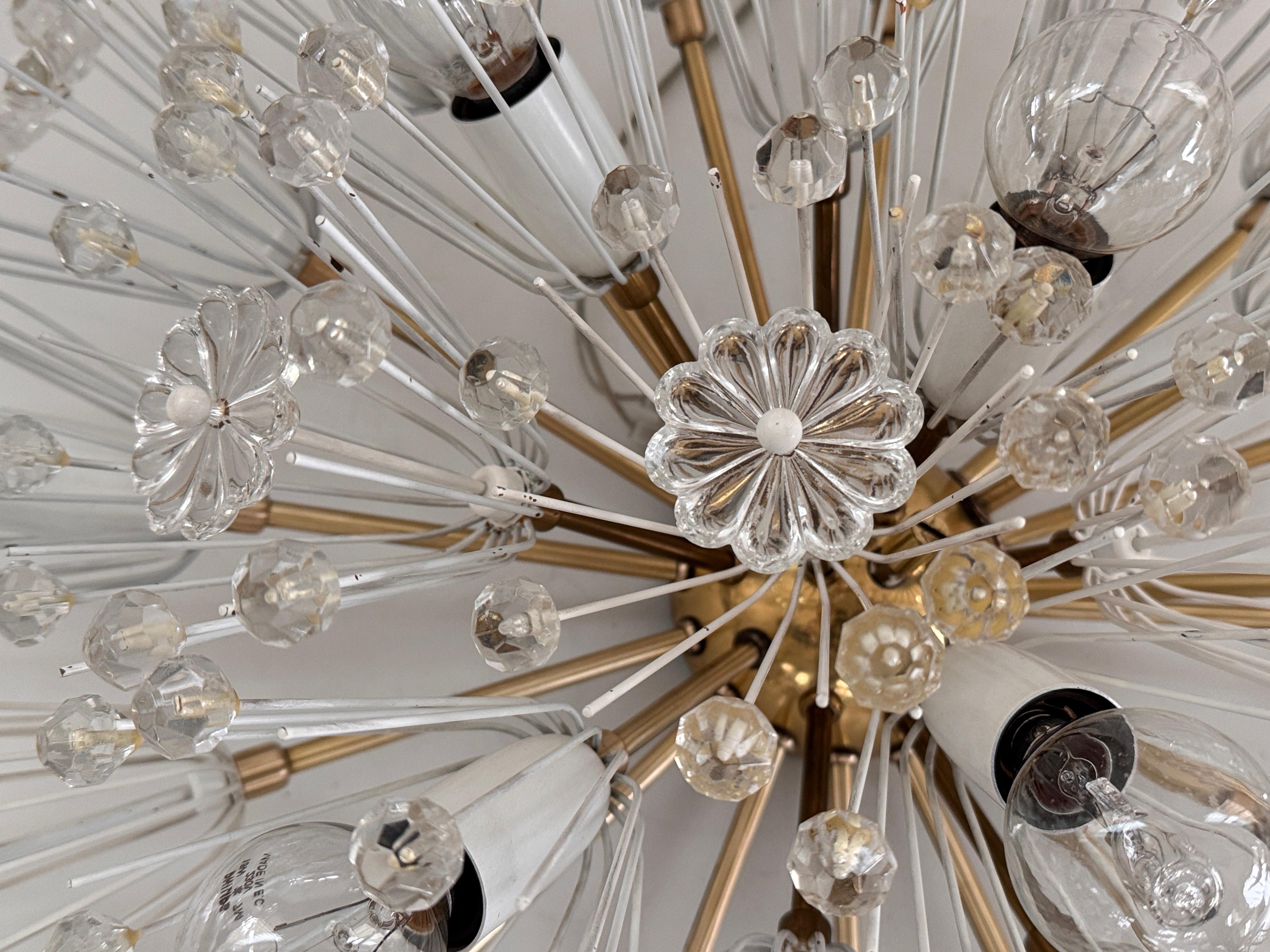 Große Emil Stejnar Messing und Glas Schneeflocke Sputnik Starburst Flush Mount Light im Angebot 7