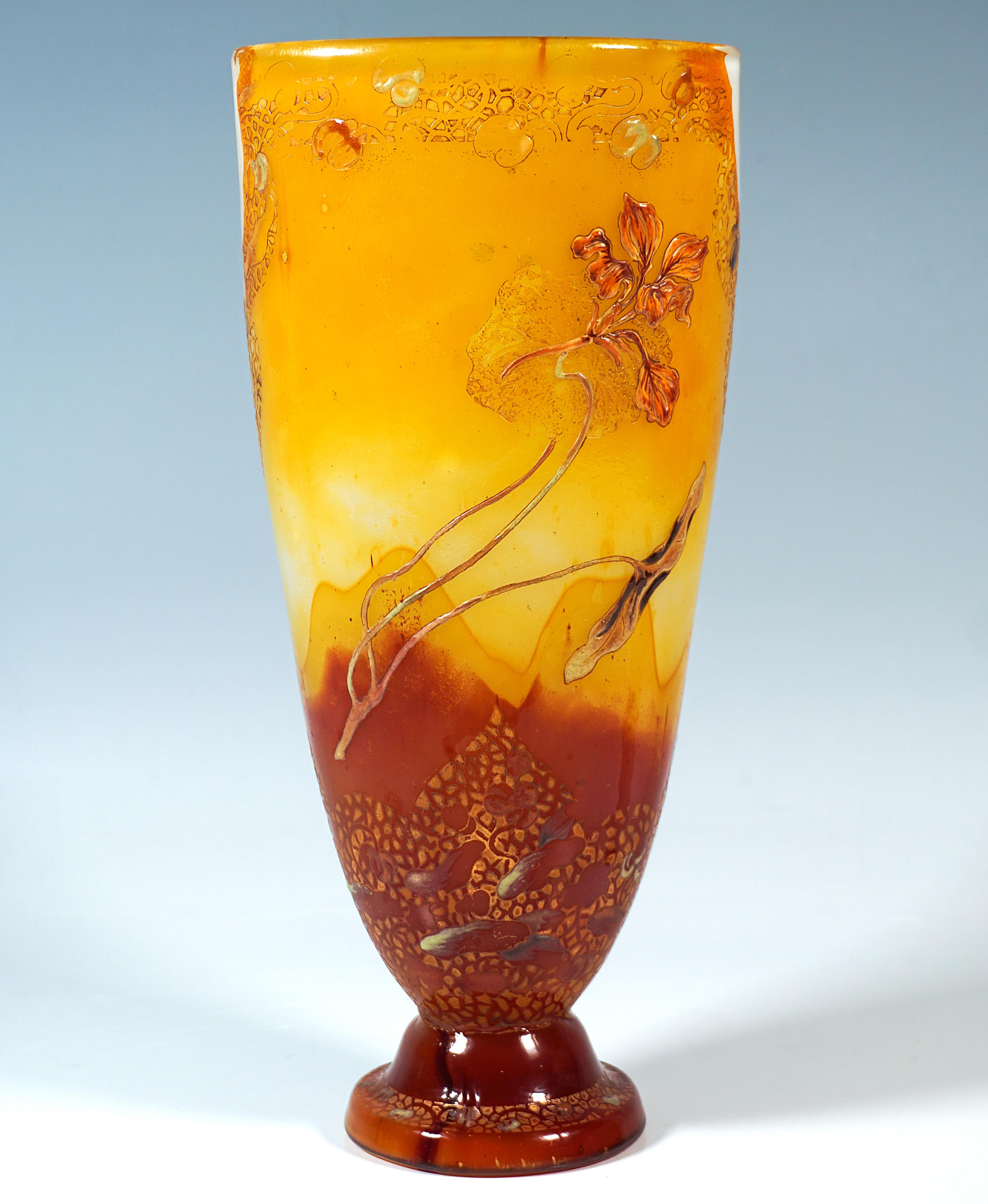 Große Émile Gallé Jugendstil-Vase 'Orchidées & Abeille', Nancy, Frankreich, um 1890 (Art nouveau) im Angebot