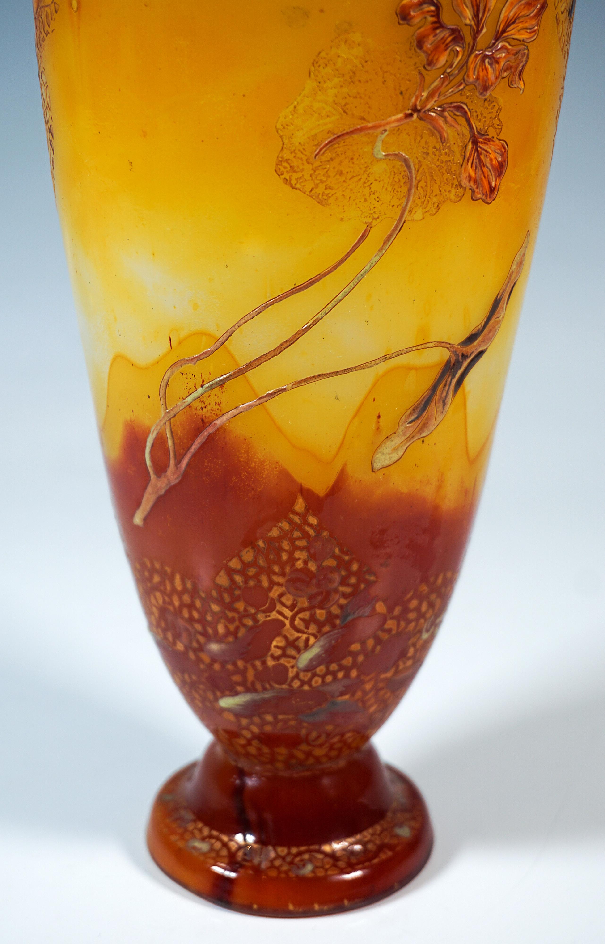 Große Émile Gallé Jugendstil-Vase 'Orchidées & Abeille', Nancy, Frankreich, um 1890 (Spätes 19. Jahrhundert) im Angebot