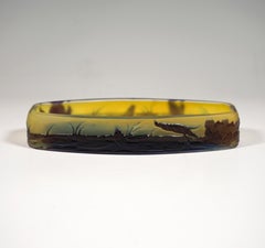 Vide-poche Gall Art Nouveau avec décor d'un étang à nénuphar, France, vers 1906