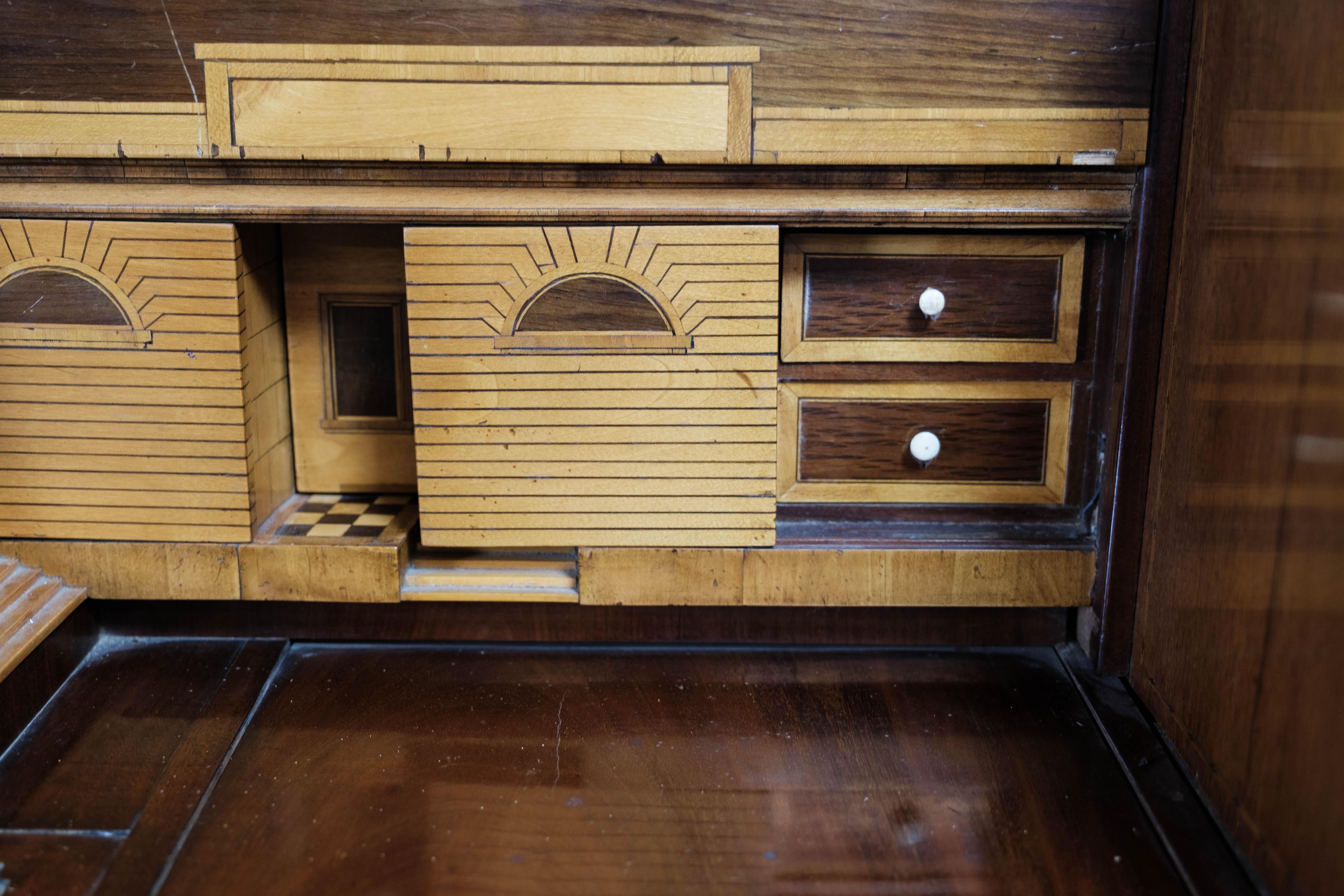 Large Empire Bureau Of Hand Polished Mahogany With Inlaid Wood from 1820s For Sale 9