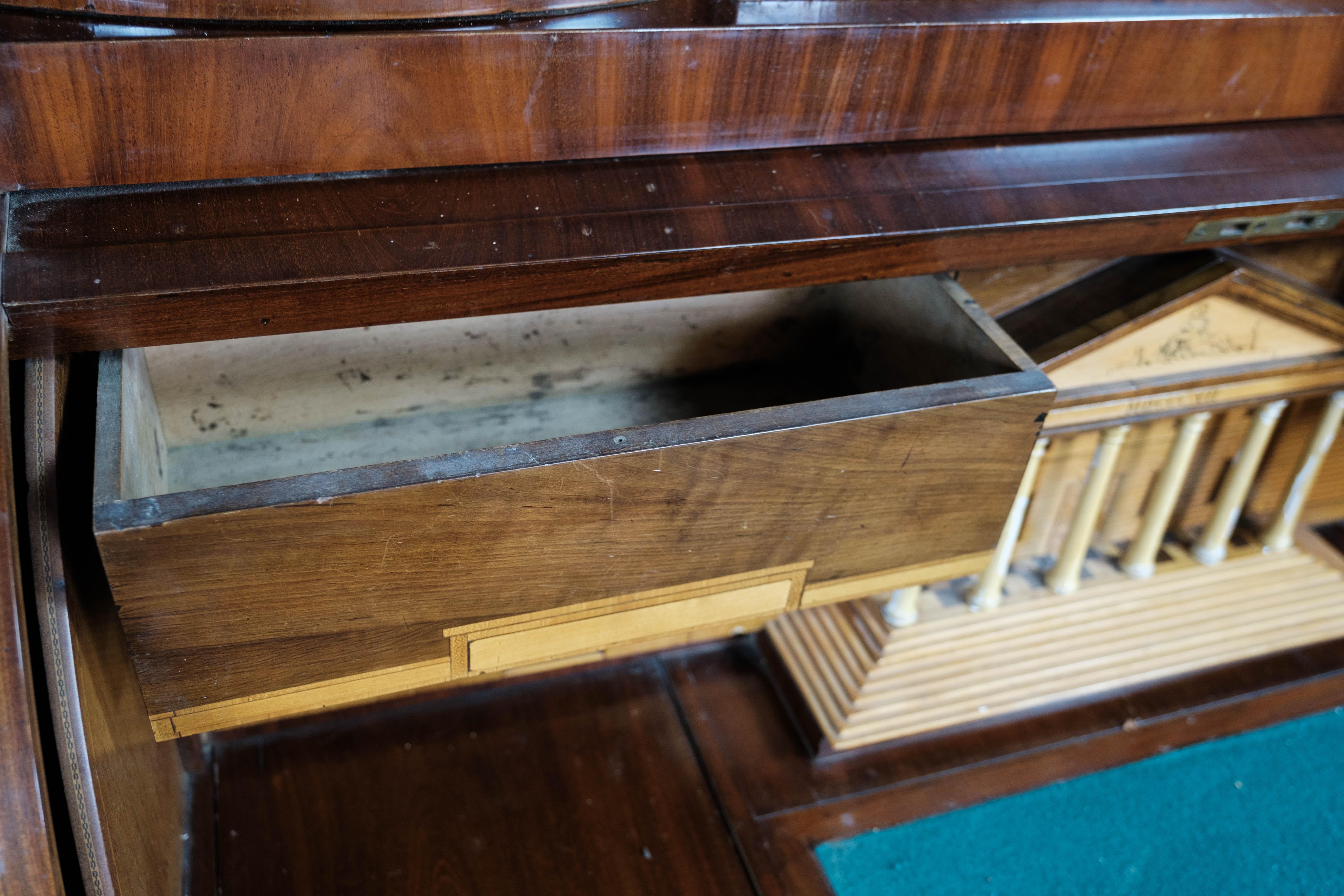 Large Empire Bureau Of Hand Polished Mahogany With Inlaid Wood from 1820s For Sale 3