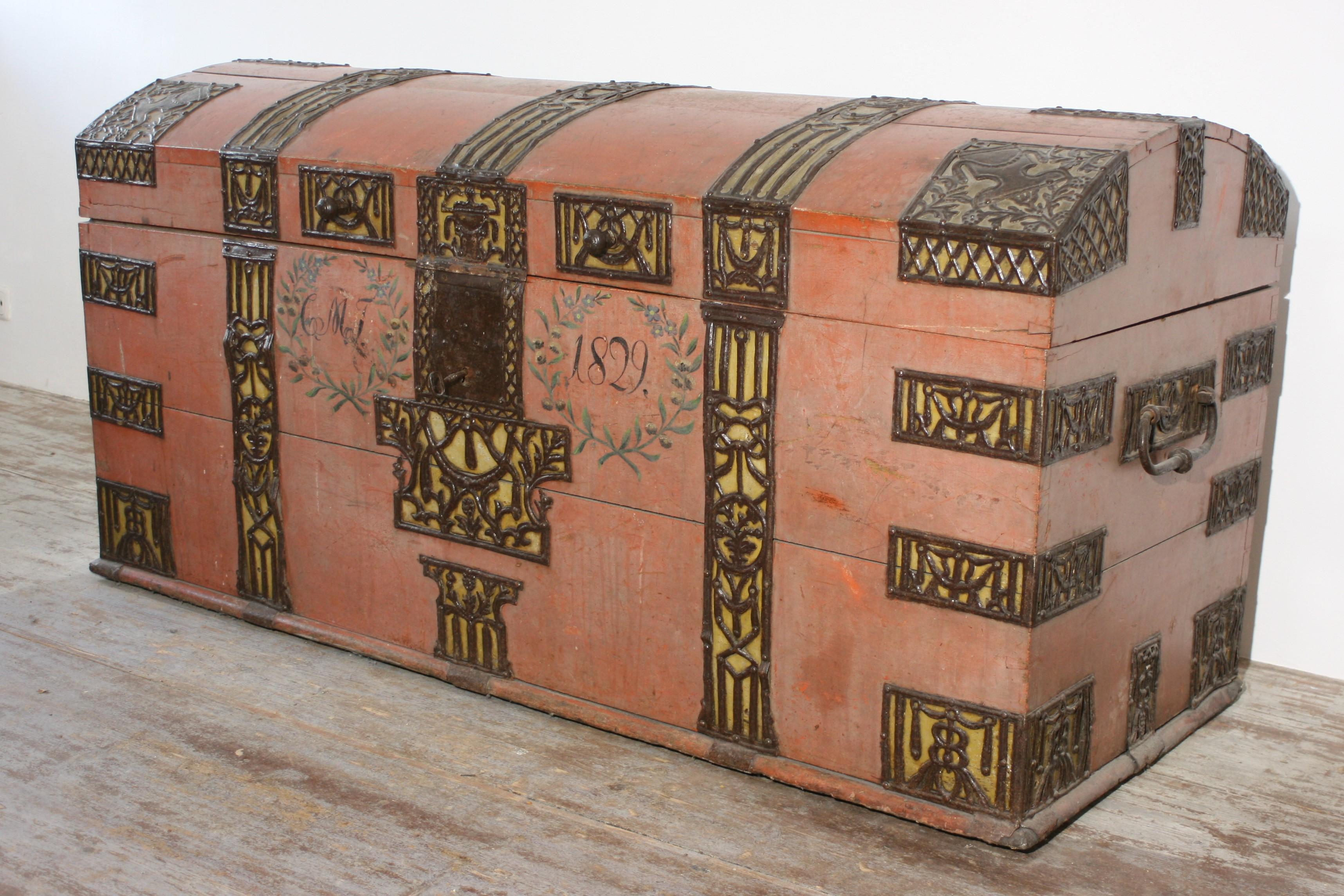 Large Empire Wedding Trunk Painted in Pale Red-Yellow Colors Dated 1829, Denmark 1