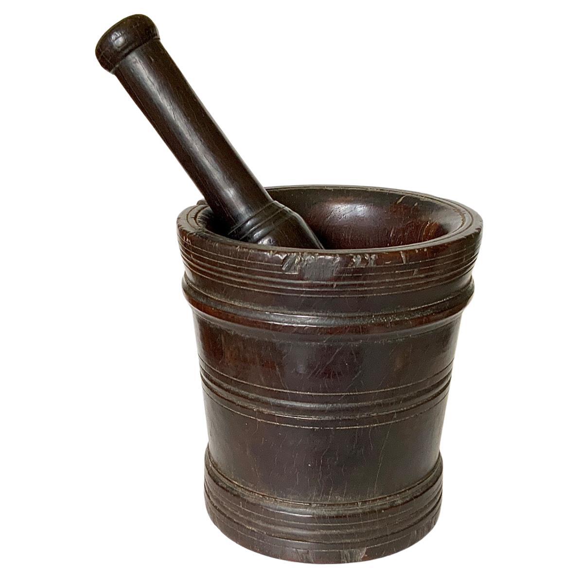Large English 17th-18th Century Lignum Vitae Mortar and Pestle, England For Sale