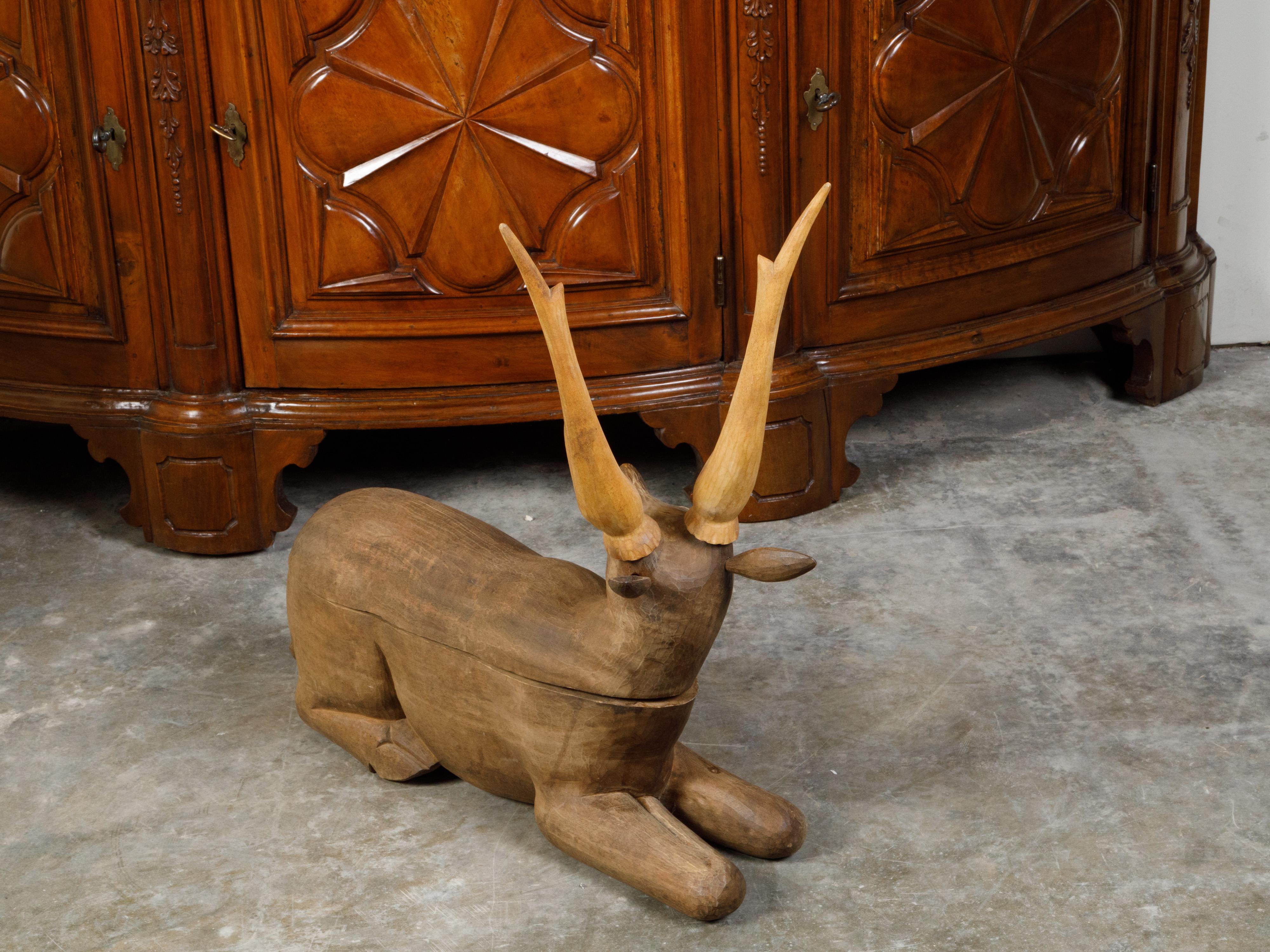 Large English 1930s Carved Box Depicting a Reclining Stag with Large Antlers 4
